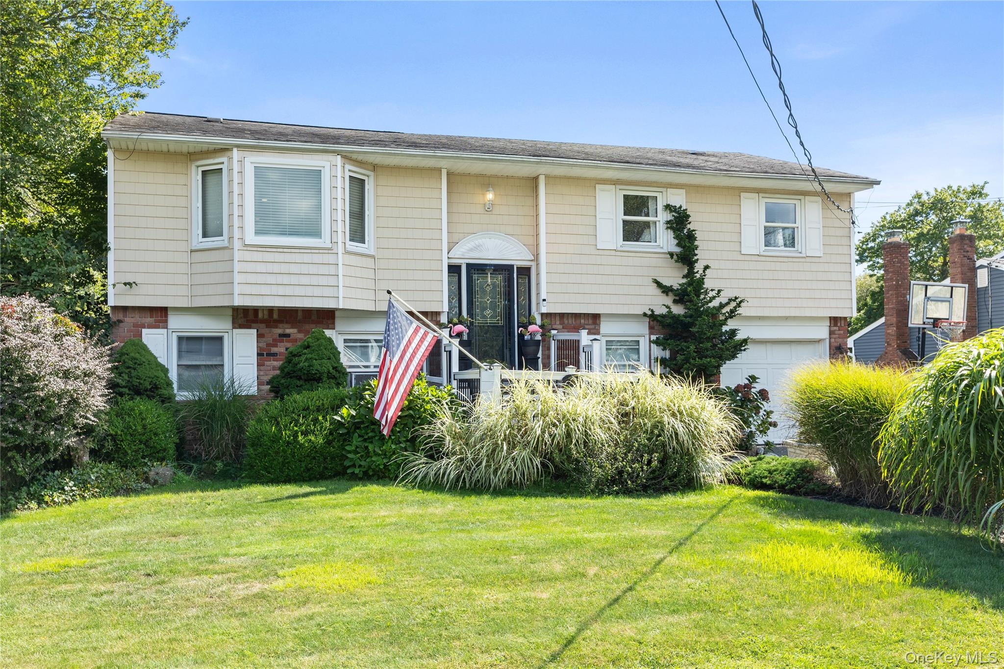 116 Cross Road, Oakdale, NY 11769