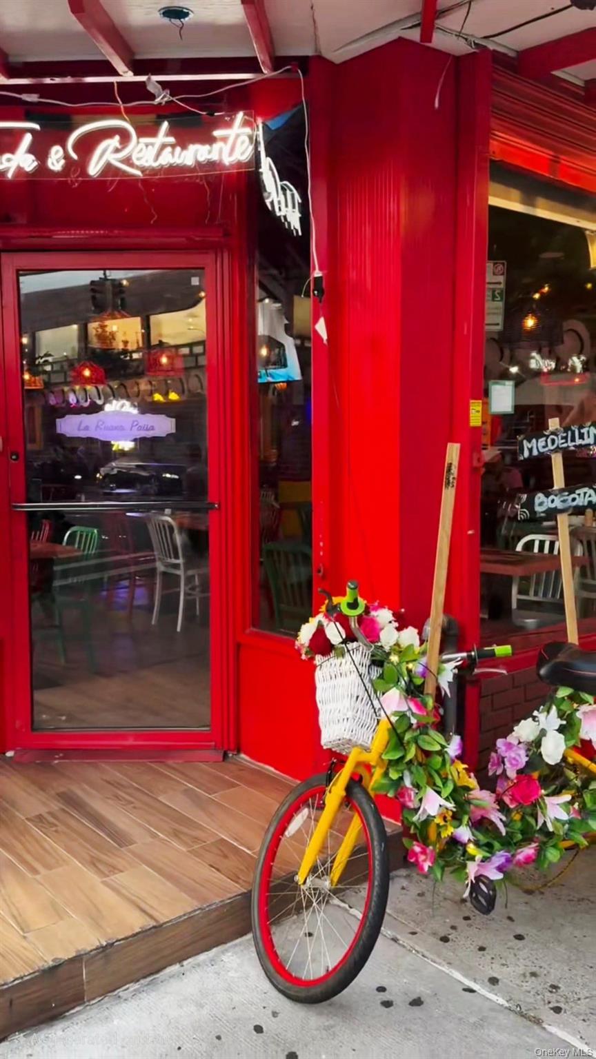 9203 37ave, Jackson Heights, NY 11372