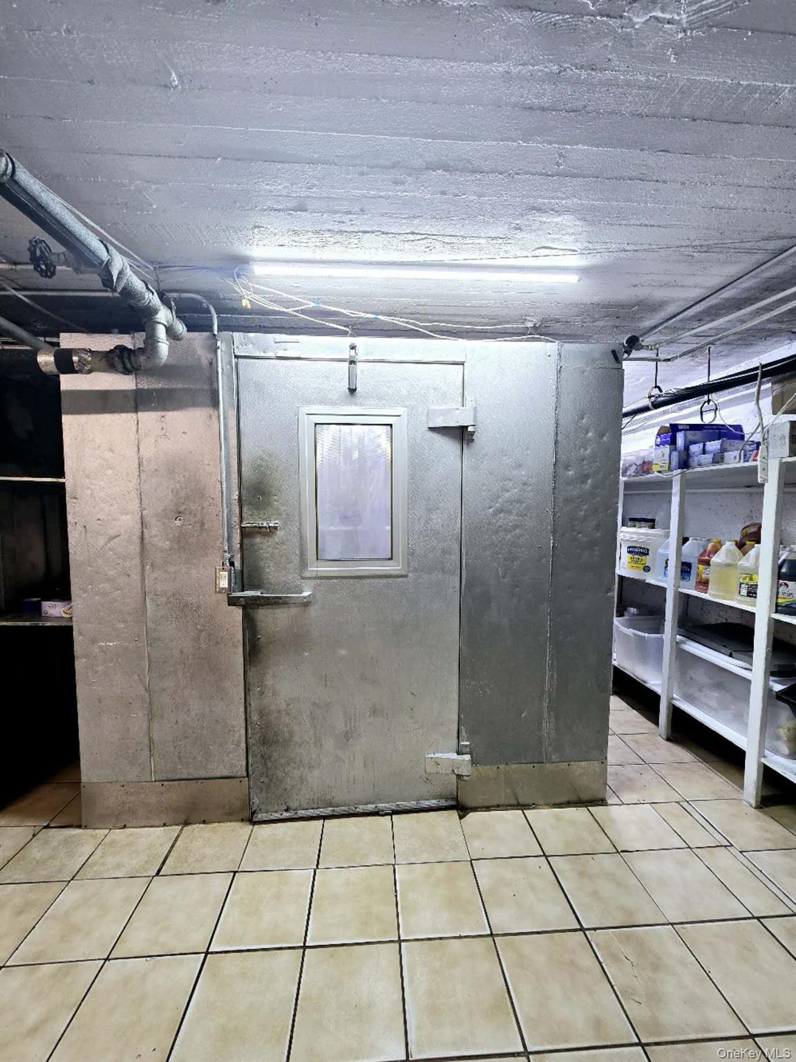 9203 37ave, Jackson Heights, NY 11372