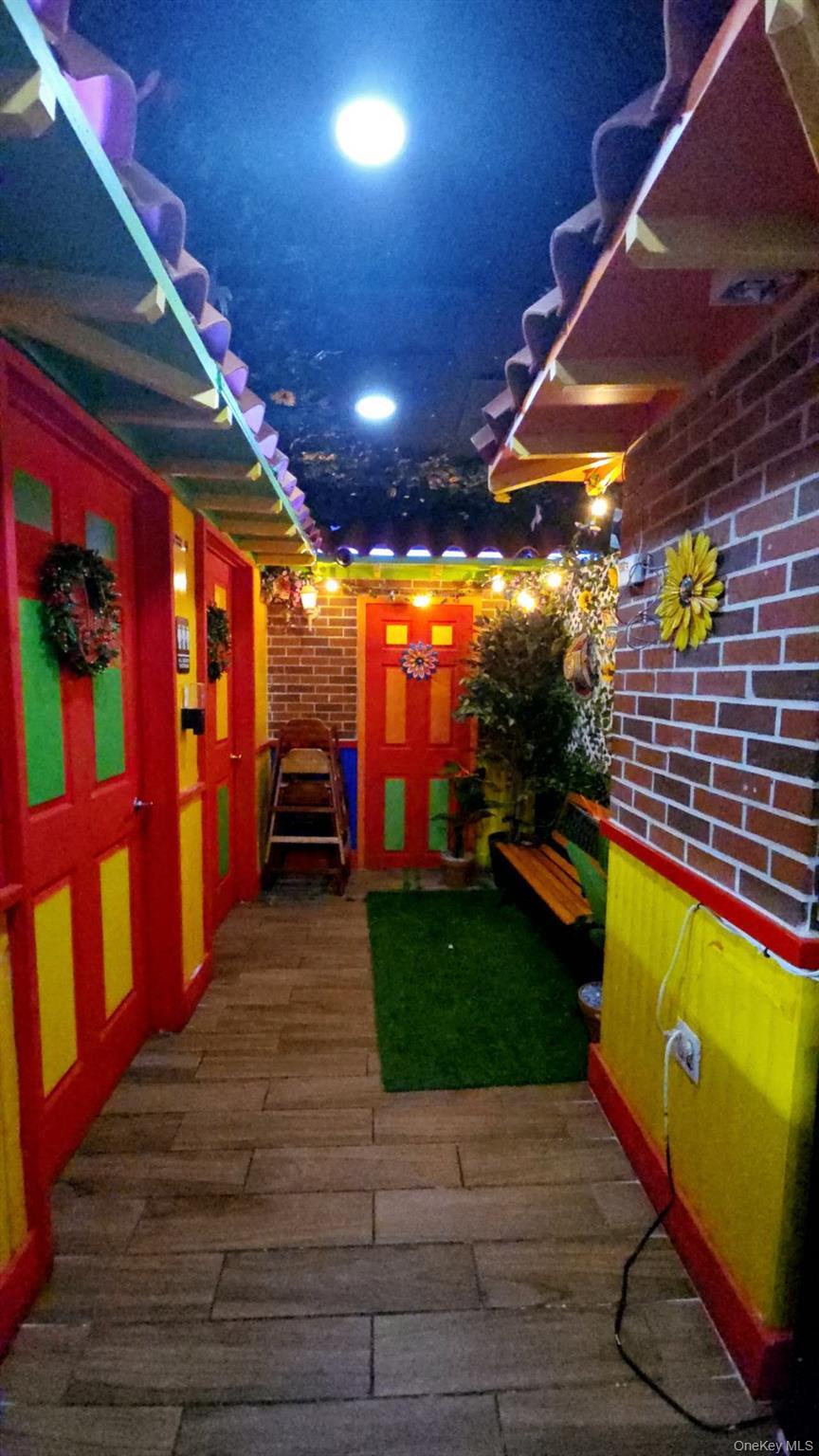 9203 37ave, Jackson Heights, NY 11372