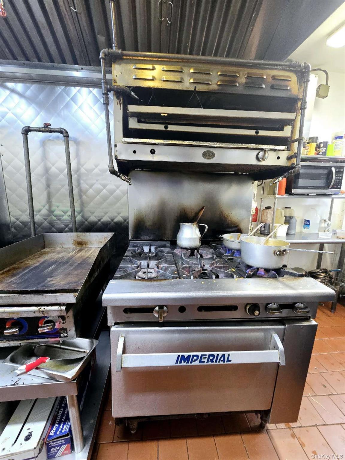 9203 37ave, Jackson Heights, NY 11372