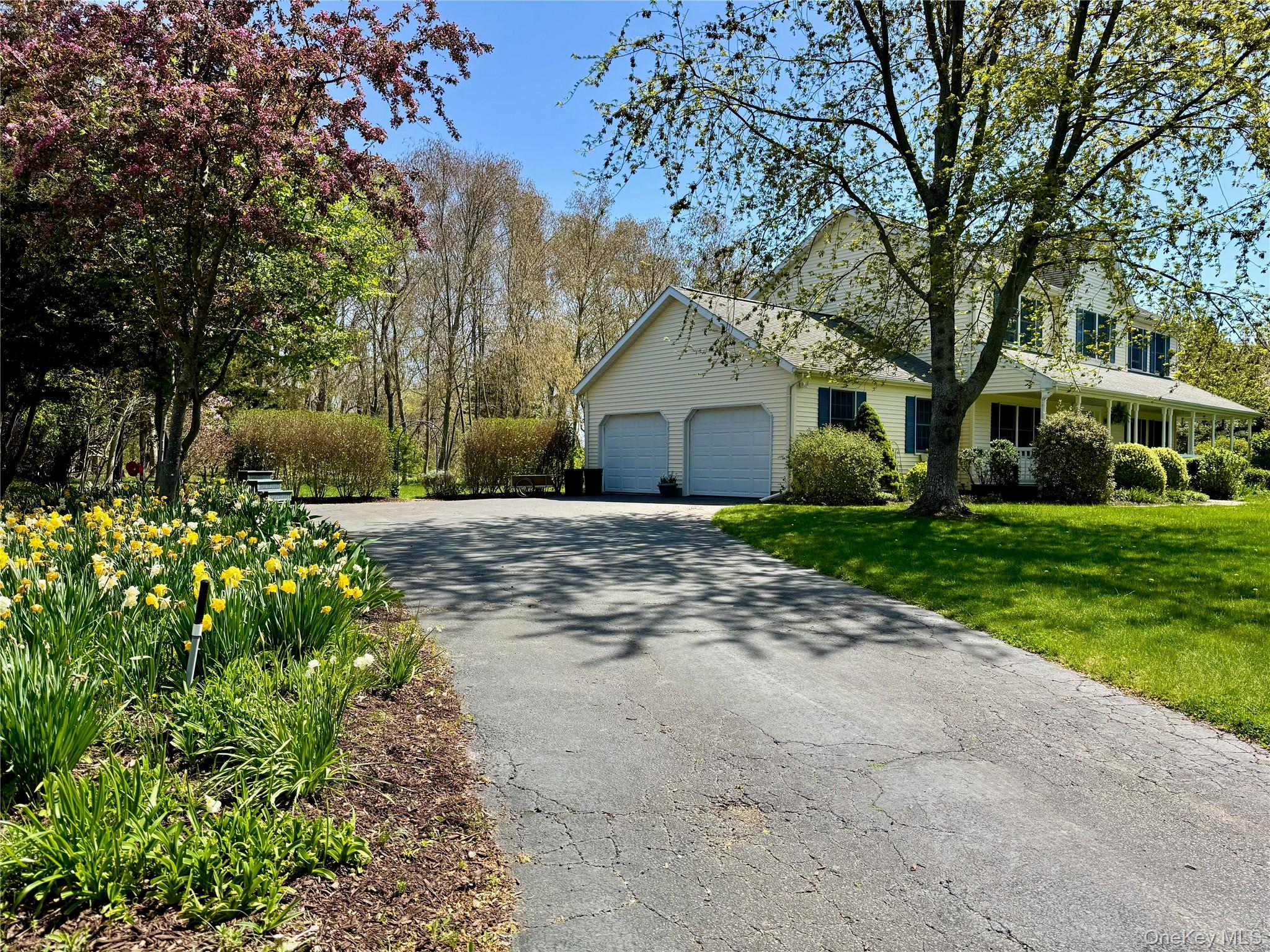 4 Simeon Road, Jamesport, NY 11901