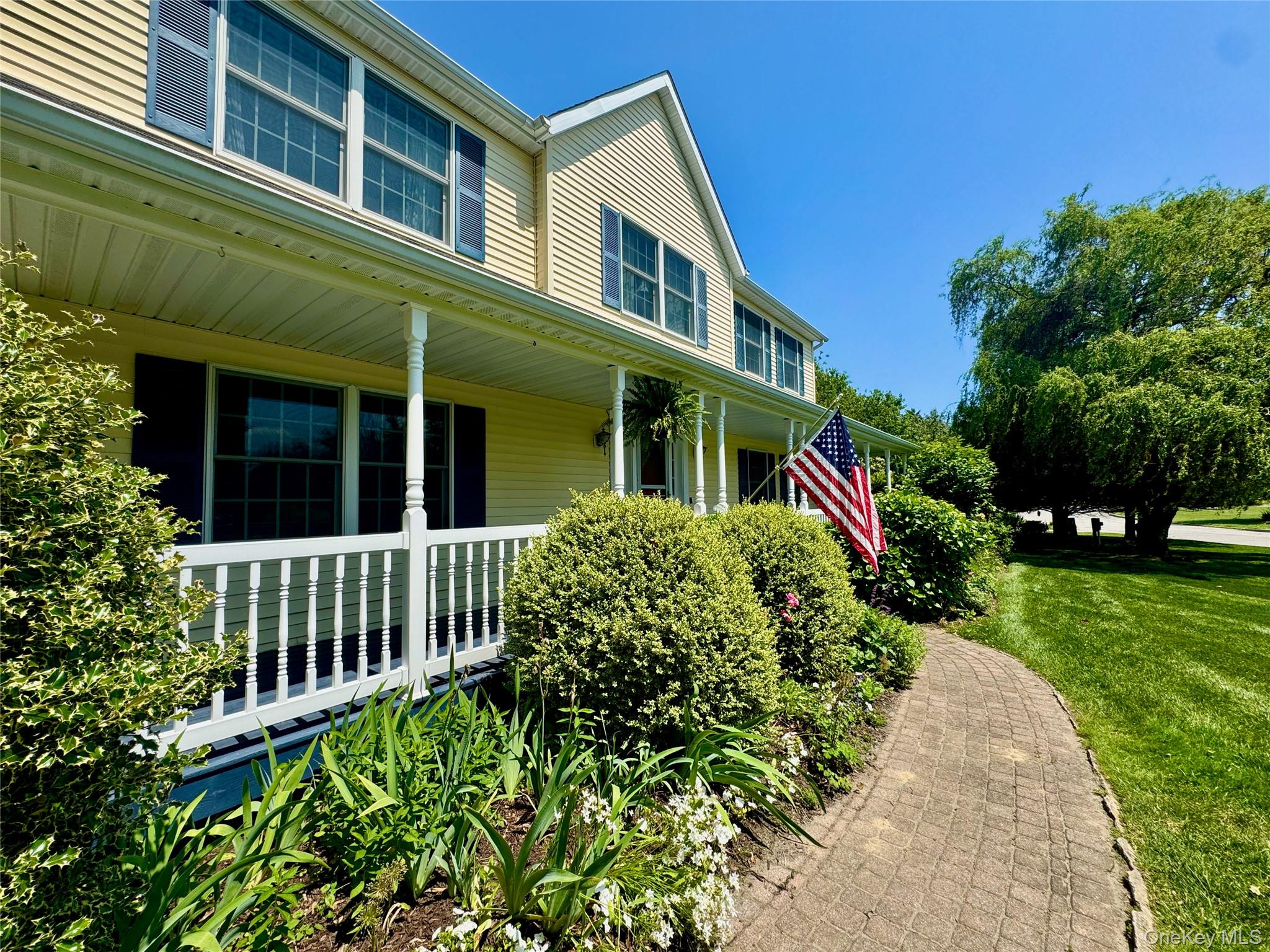 4 Simeon Road, Jamesport, NY 11901