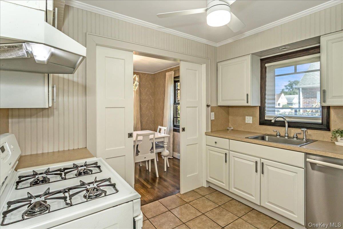 757 Harrison Street, West Hempstead, NY 11552