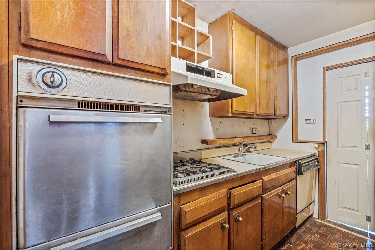 8409 155th Avenue # 5A, Howard Beach, NY 11414