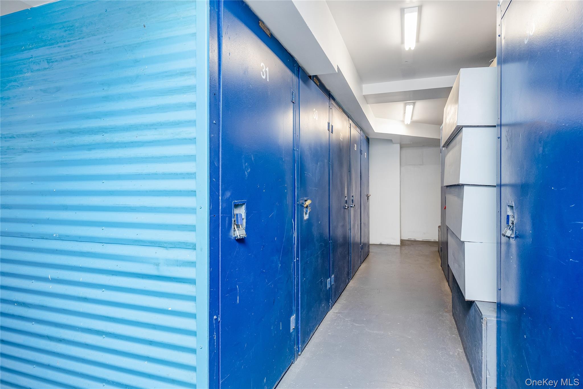 25 W Broadway # 204, Long Beach, NY 11561