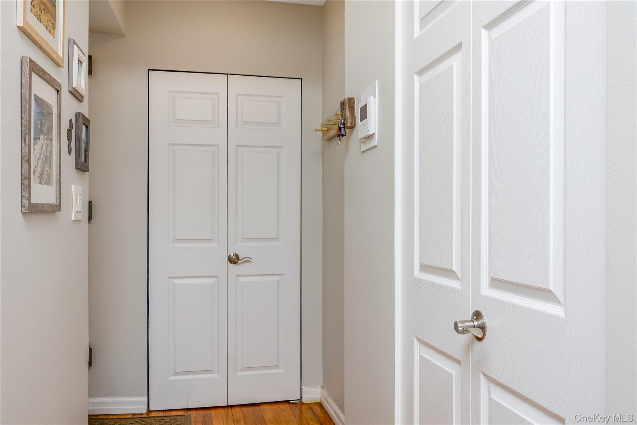 25 W Broadway # 204, Long Beach, NY 11561