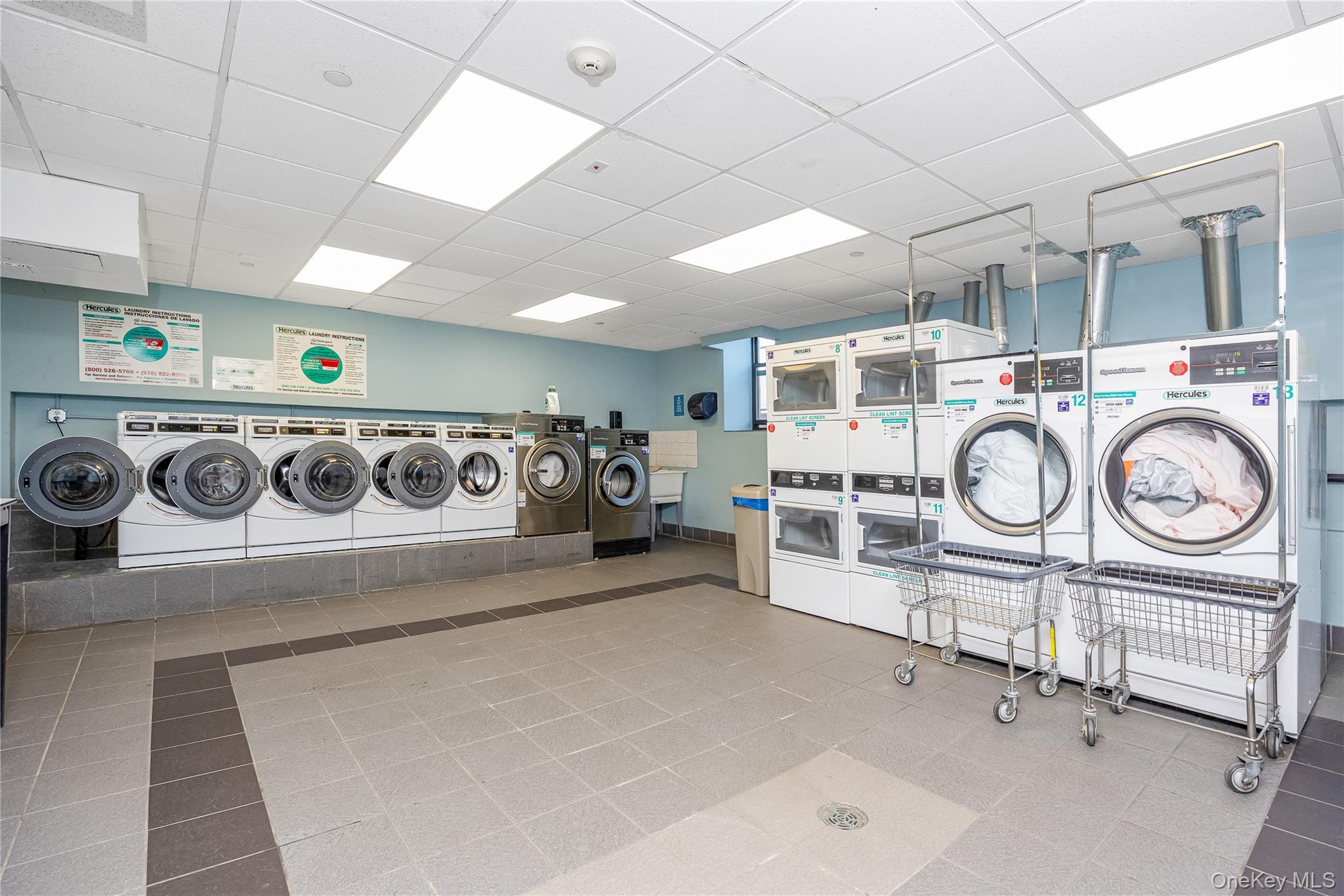 25 W Broadway # 204, Long Beach, NY 11561