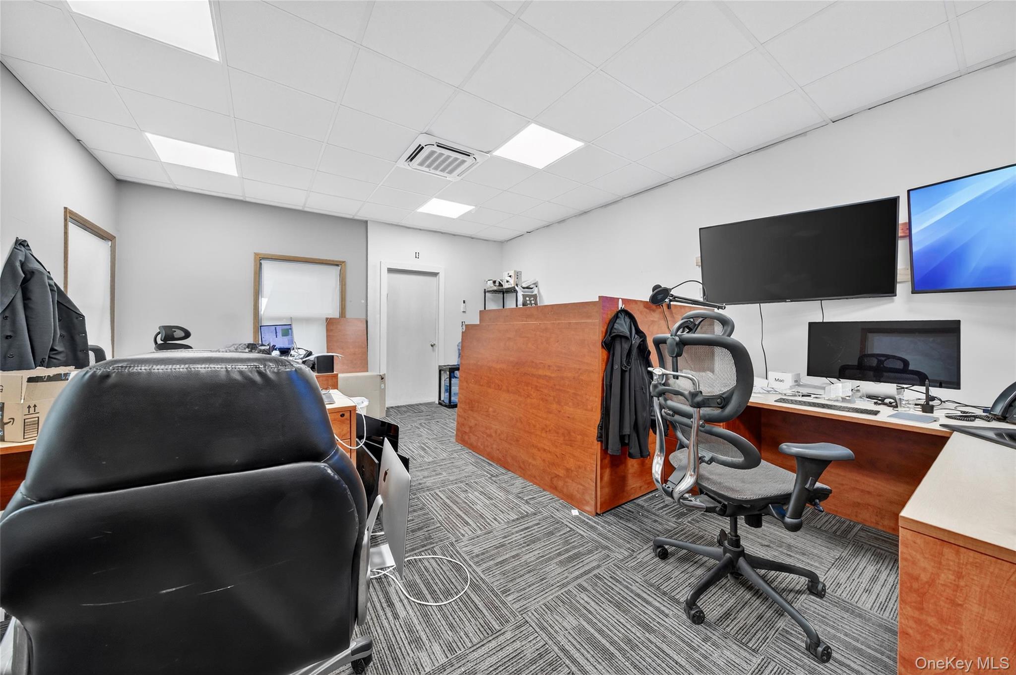 11 Abrams Road, Central Valley, NY 10917