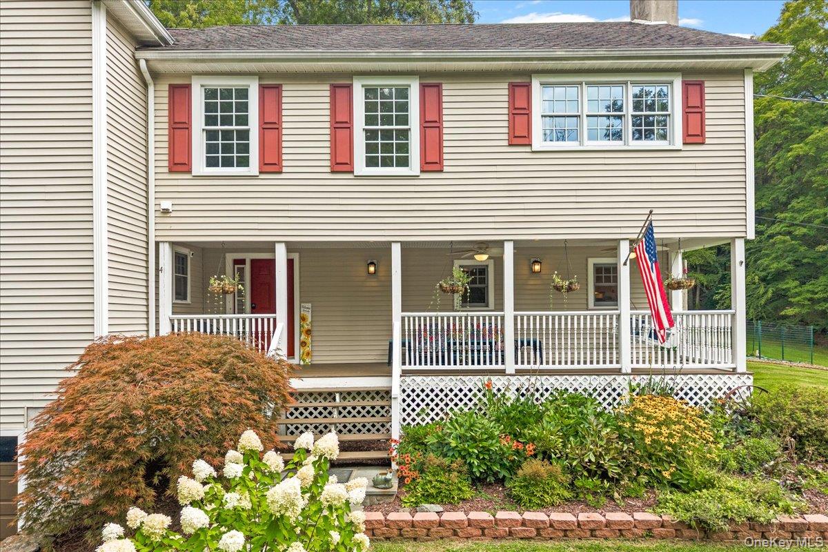 40 Smokey Hollow Court, Carmel, NY 10512