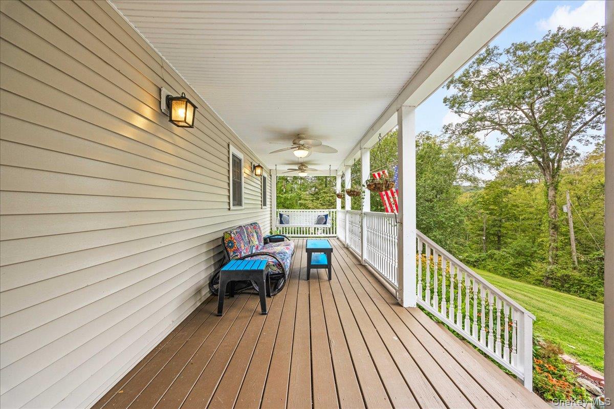 40 Smokey Hollow Court, Carmel, NY 10512