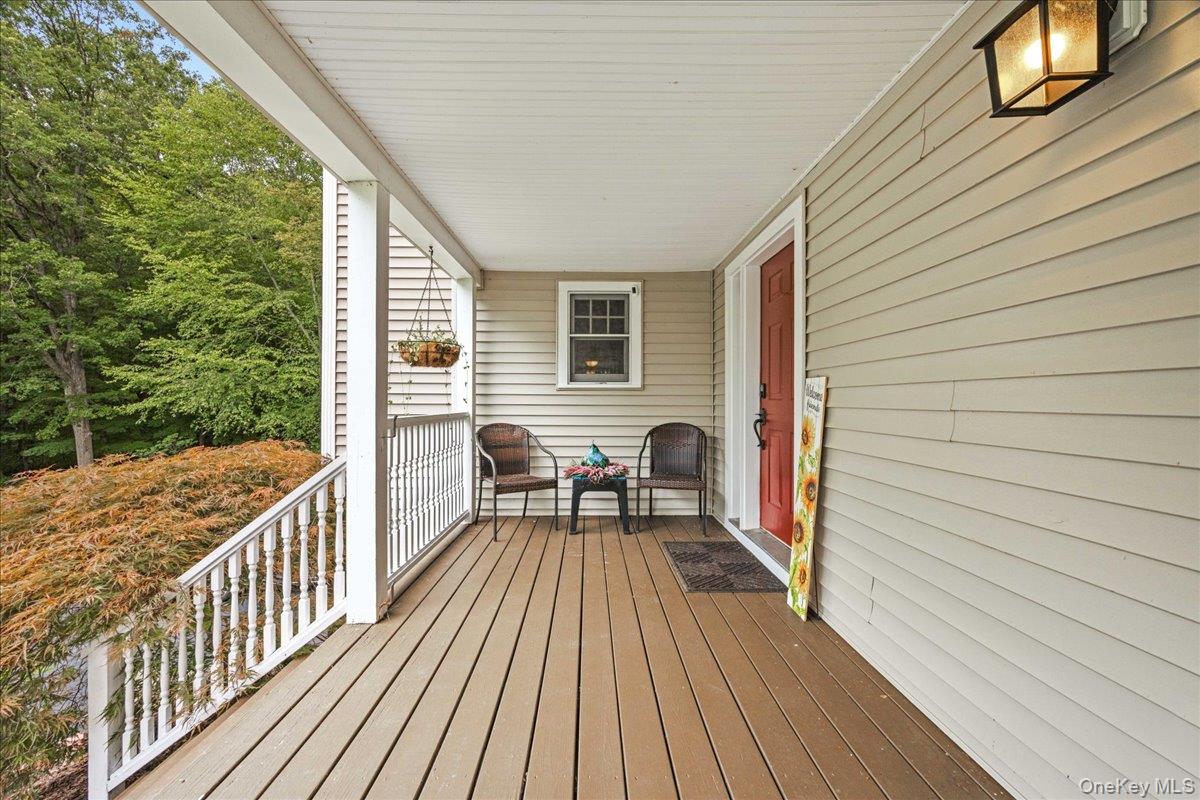 40 Smokey Hollow Court, Carmel, NY 10512