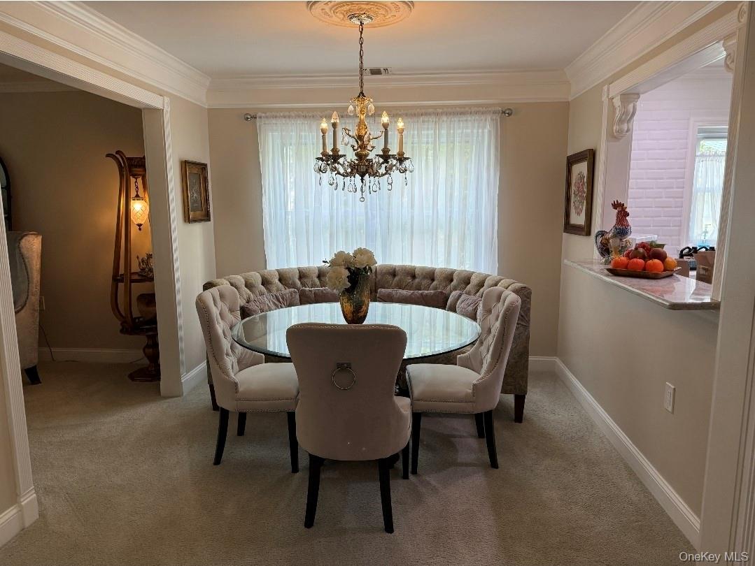 160 Laurance Lane, Ridge, NY 11961