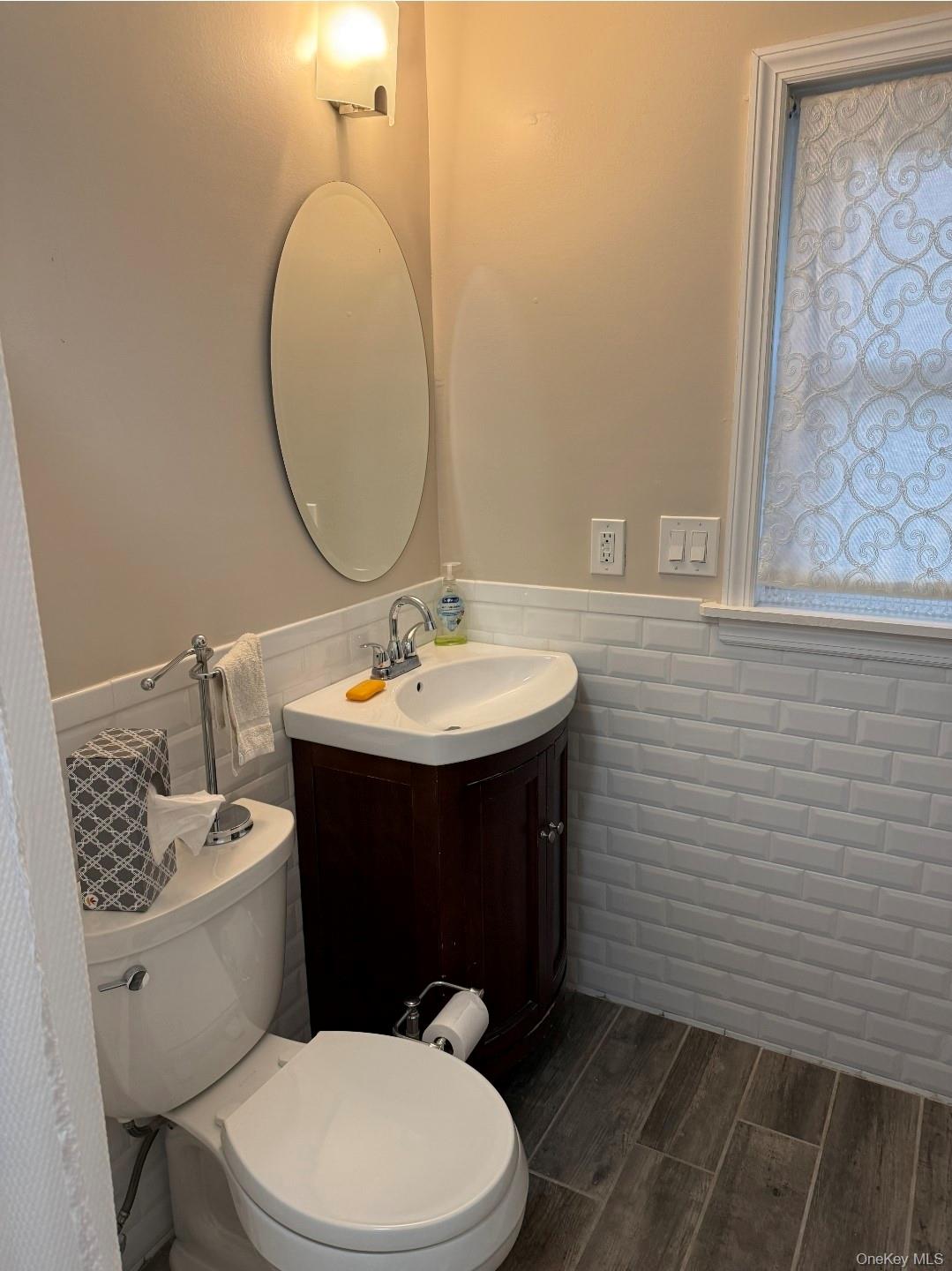 160 Laurance Lane, Ridge, NY 11961