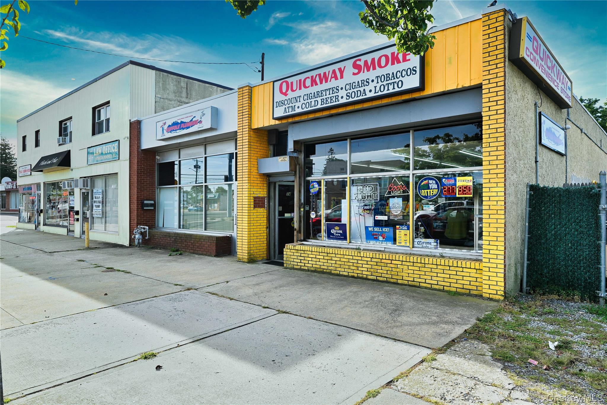 76 Montauk Highway, Amityville, NY 11701