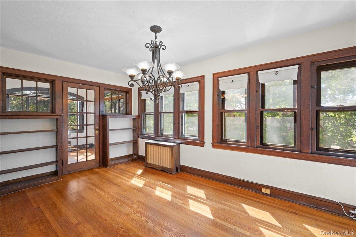 98 Rosehill Avenue, New Rochelle, NY 10804