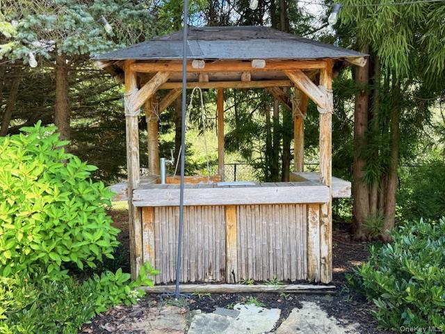 36 Ashley Circle, Manorville, NY 11949