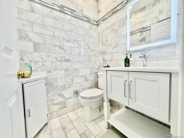 36 Ashley Circle, Manorville, NY 11949