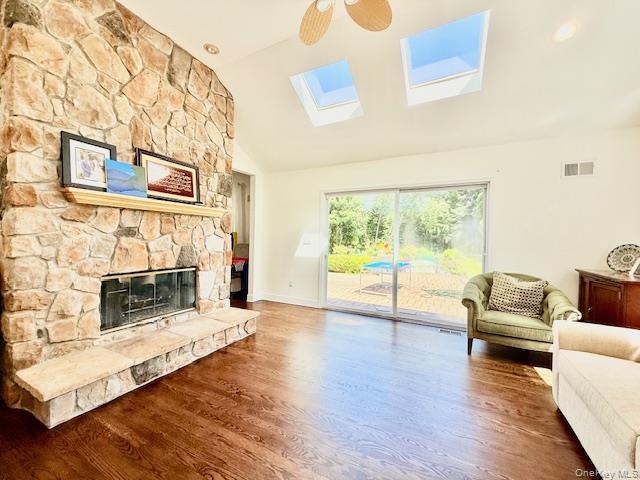 36 Ashley Circle, Manorville, NY 11949