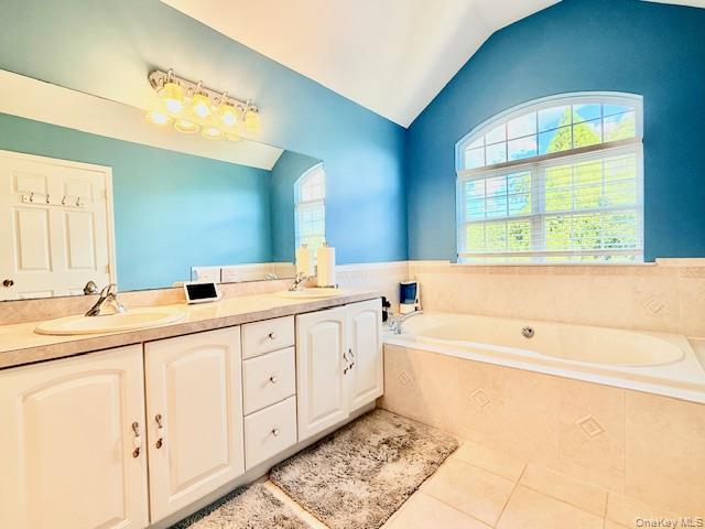 36 Ashley Circle, Manorville, NY 11949