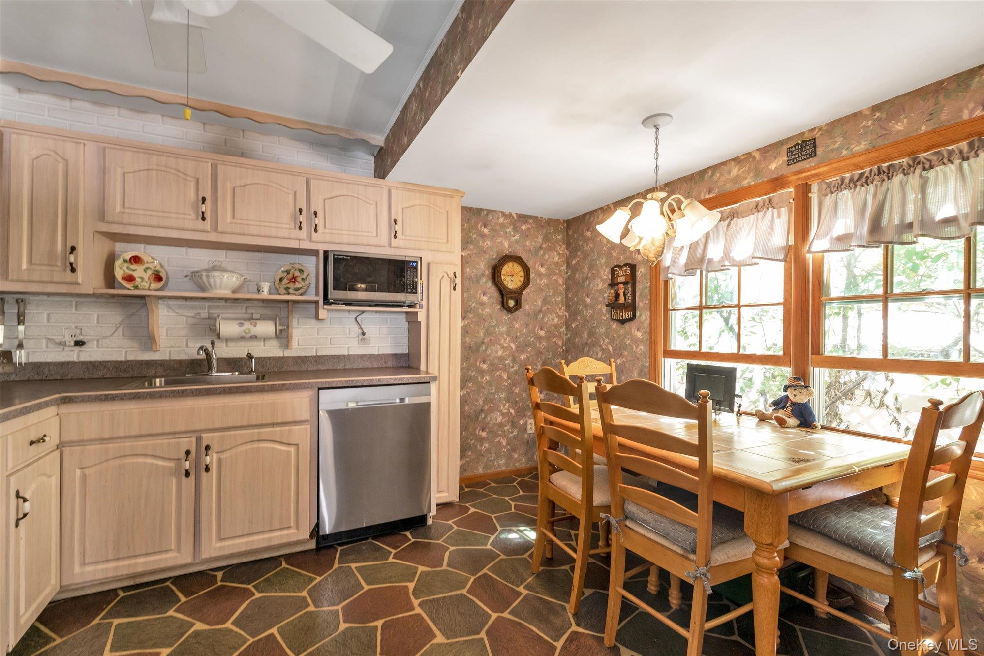 3902 Beechwood Place, Seaford, NY 11783