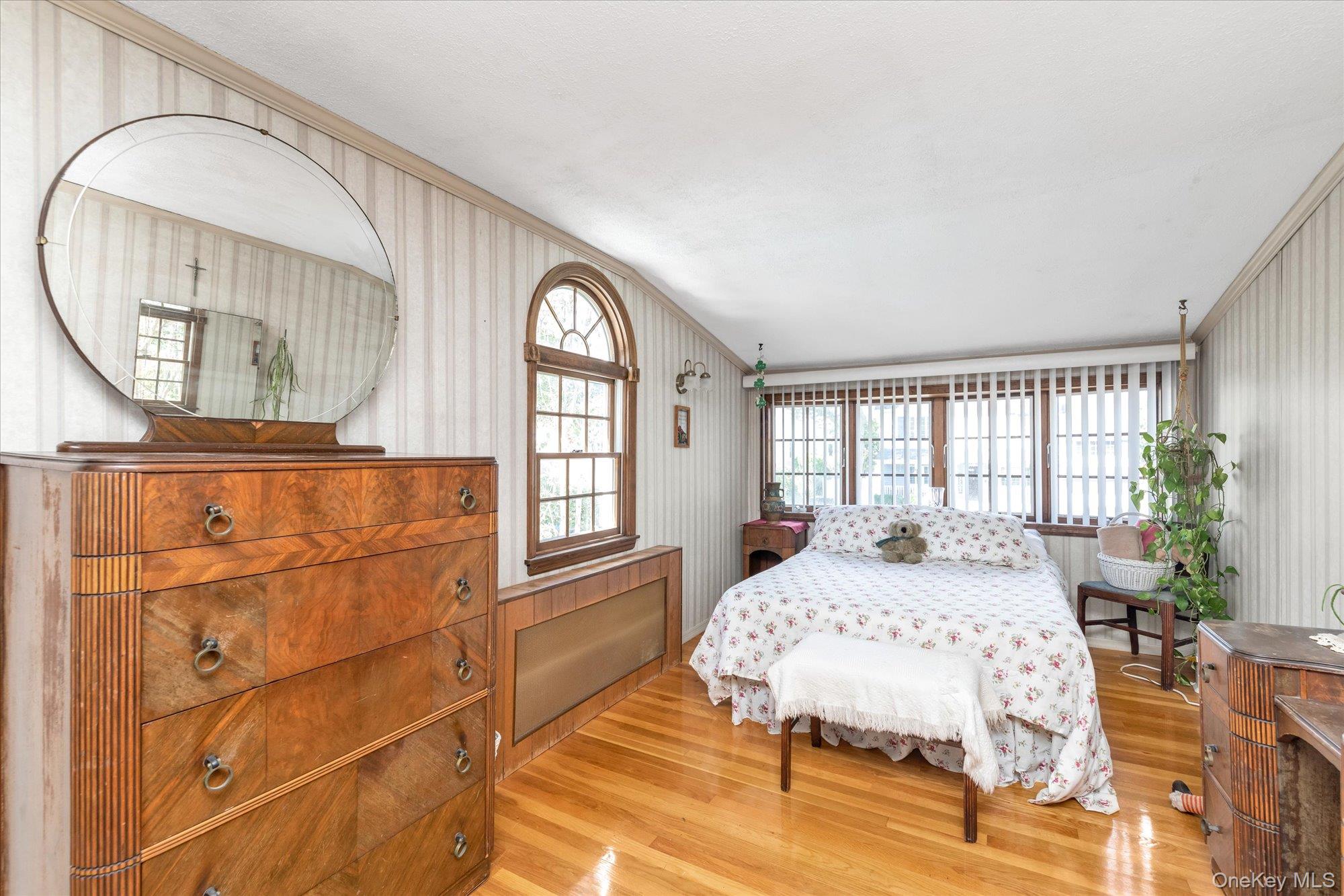 3902 Beechwood Place, Seaford, NY 11783