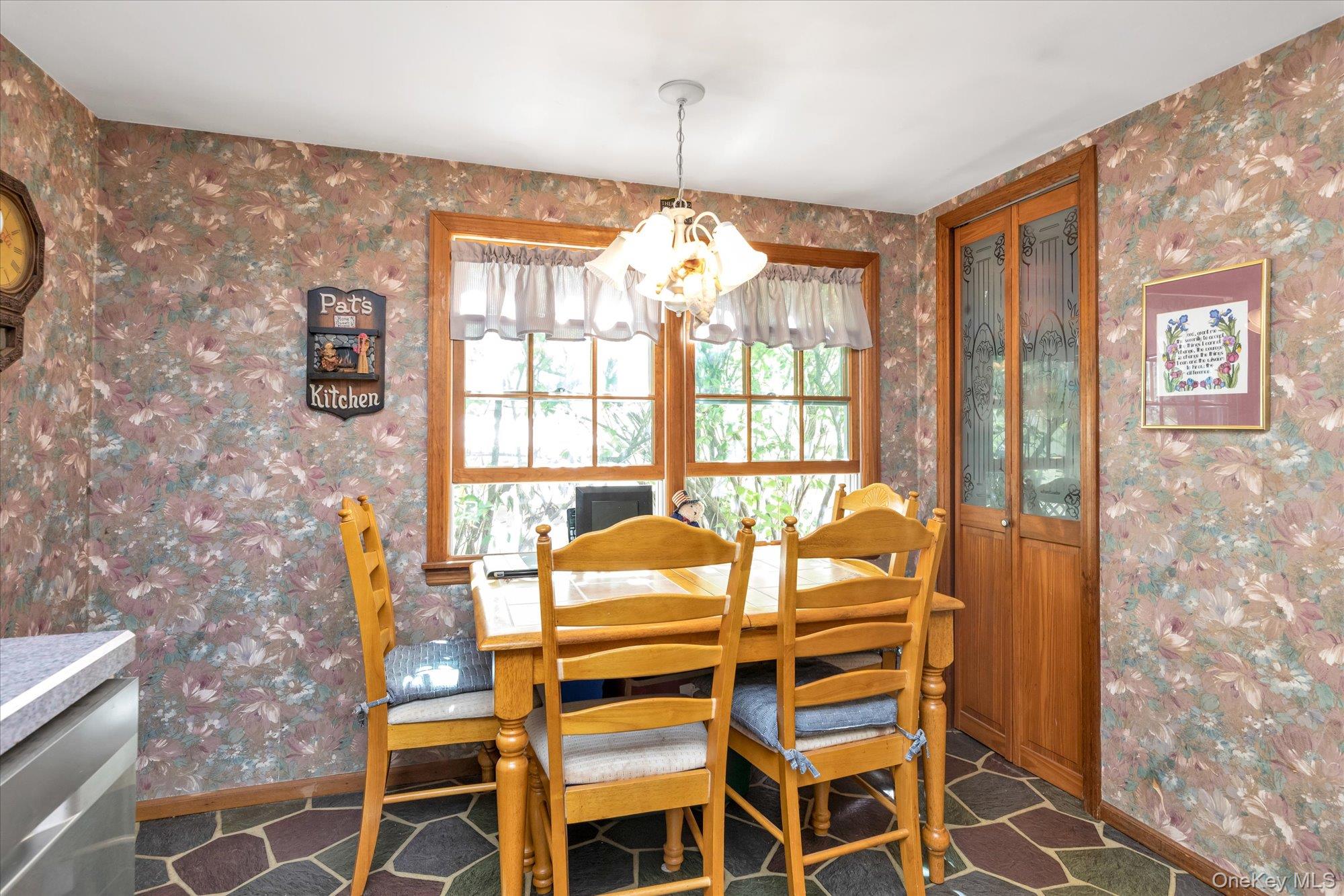 3902 Beechwood Place, Seaford, NY 11783