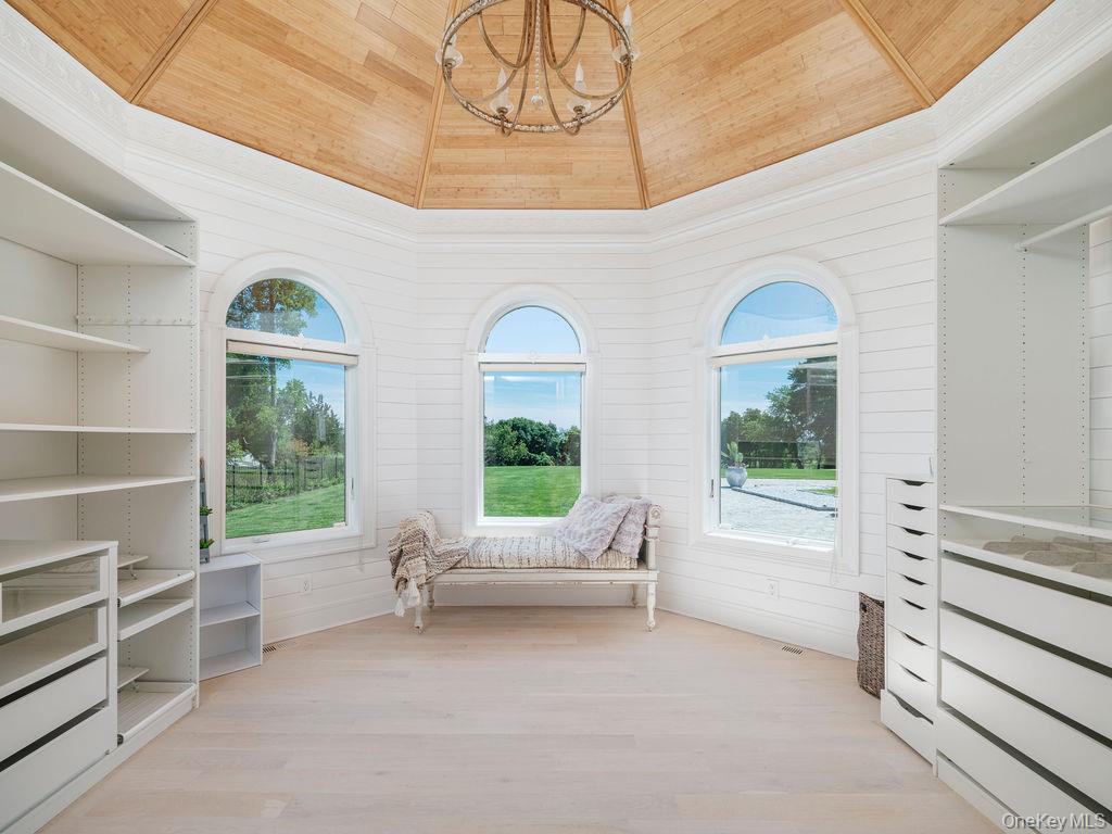 3875 Hallock Lane, Mattituck, NY 11952