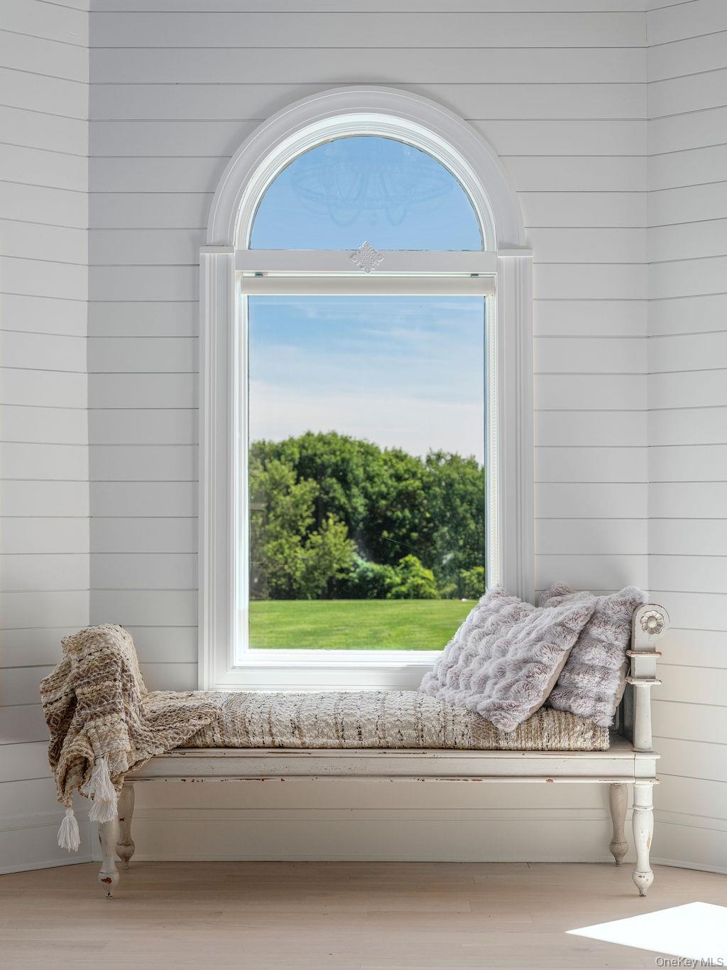 3875 Hallock Lane, Mattituck, NY 11952