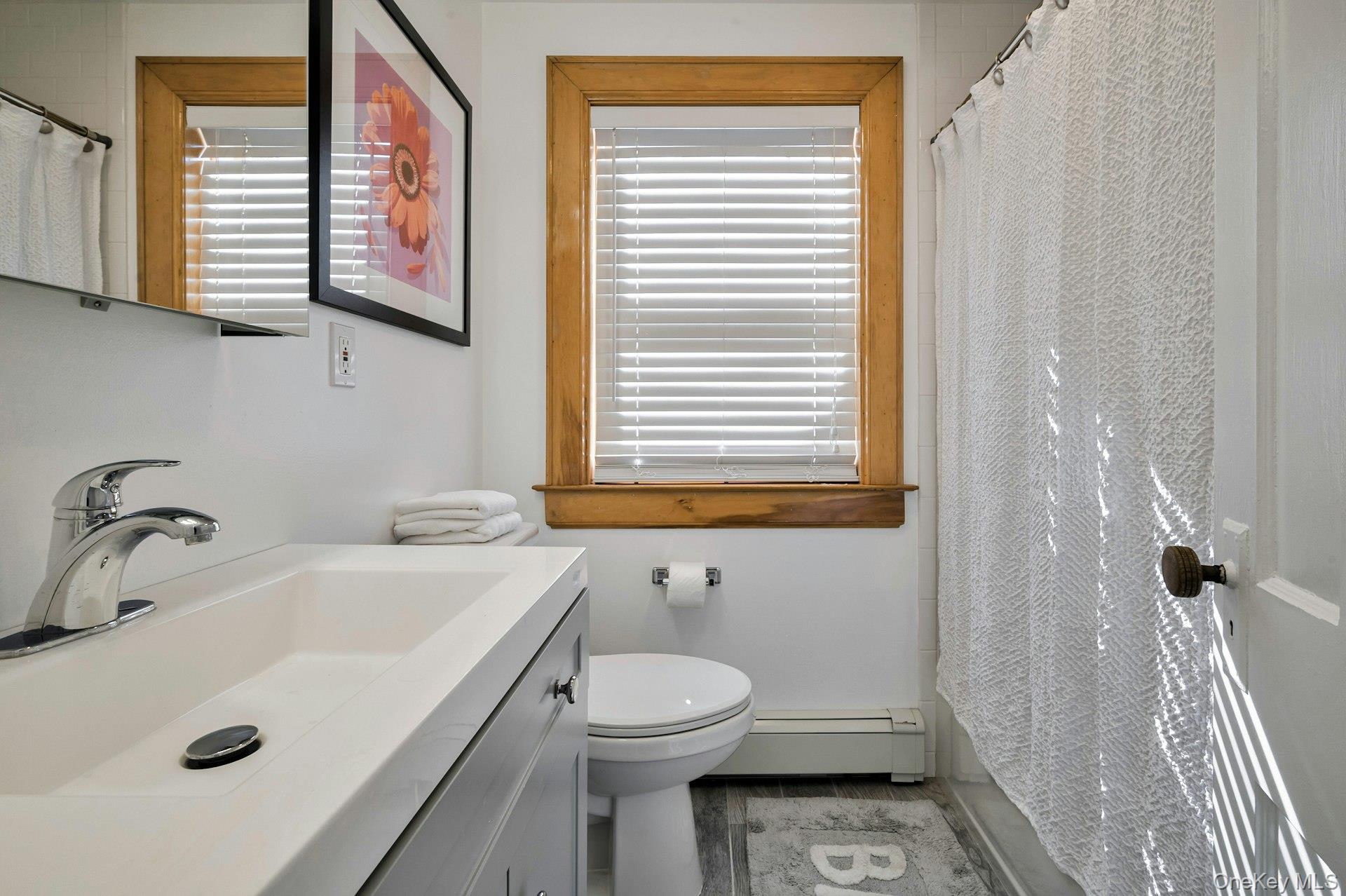 34 Hillview Avenue, Port Washington, NY 11050