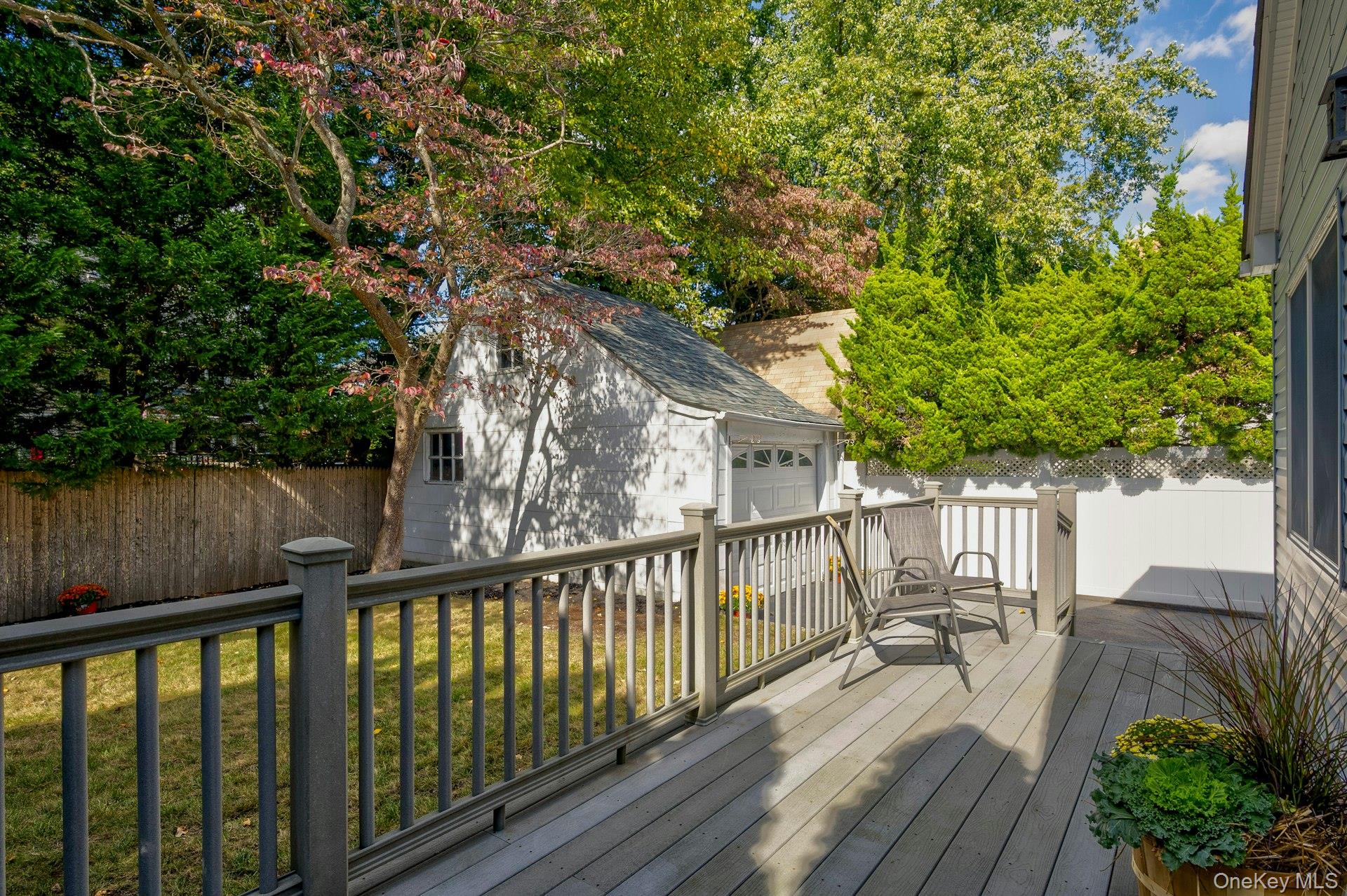 34 Hillview Avenue, Port Washington, NY 11050