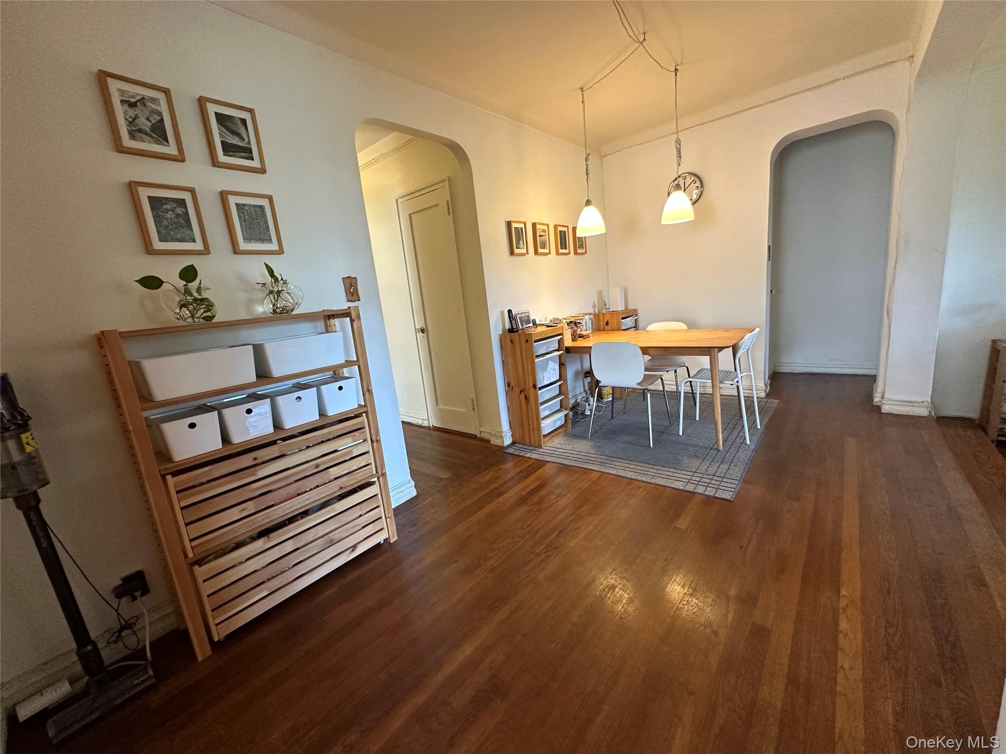 77-15 113th Street # 5J, Forest Hills, NY 11375