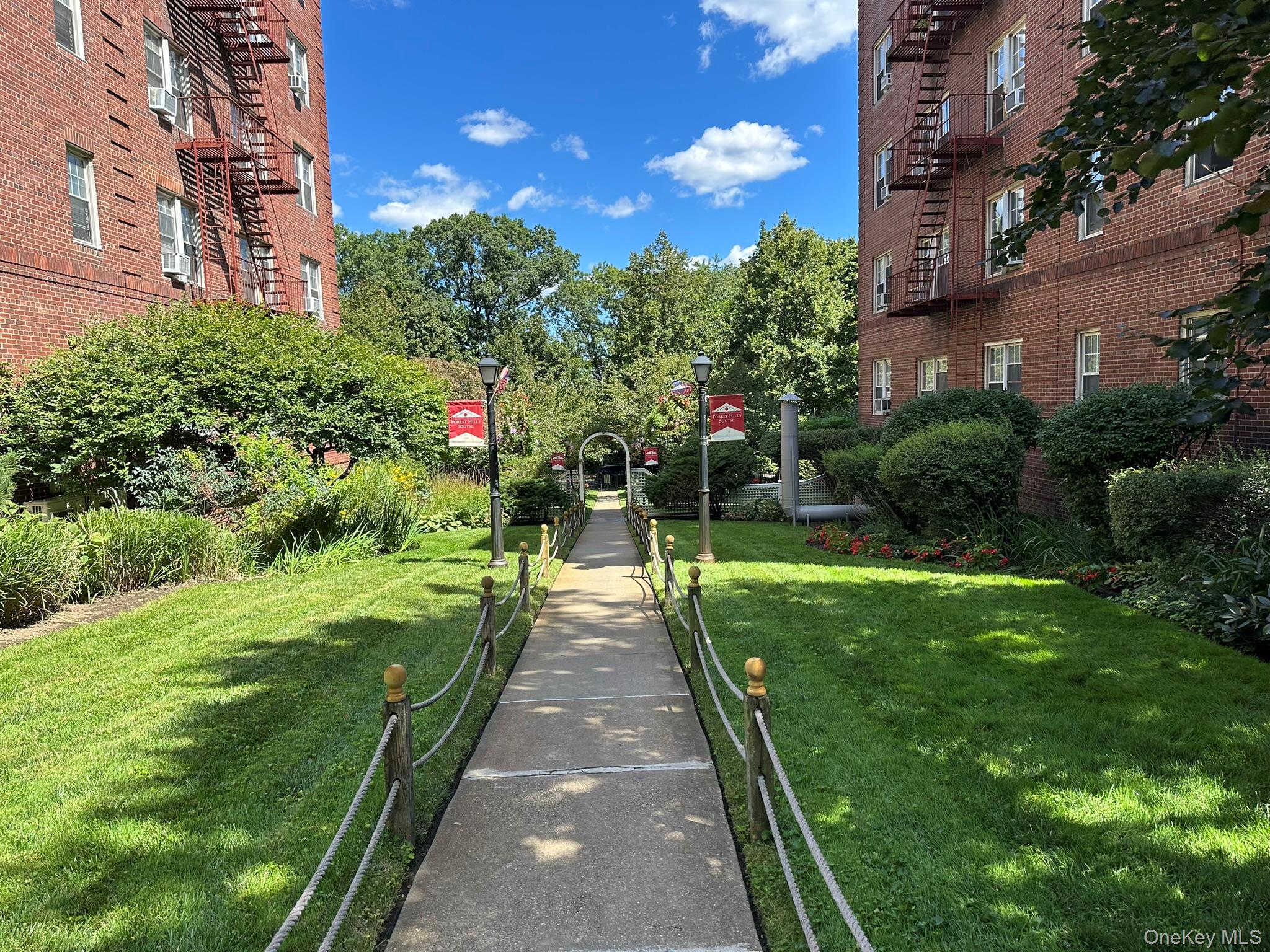 77-15 113th Street # 5J, Forest Hills, NY 11375