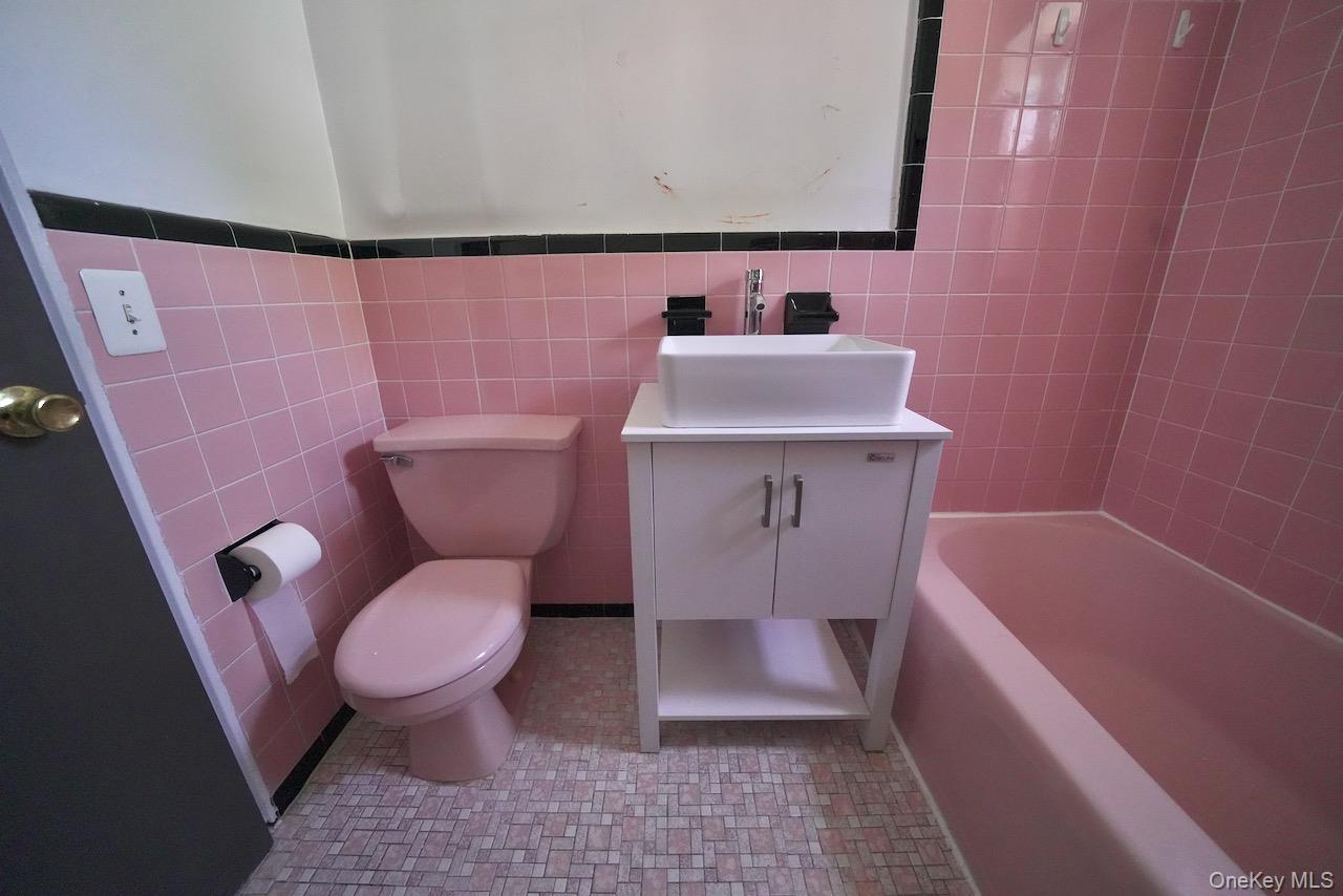 1963 Hone Avenue, Bronx, NY 10461