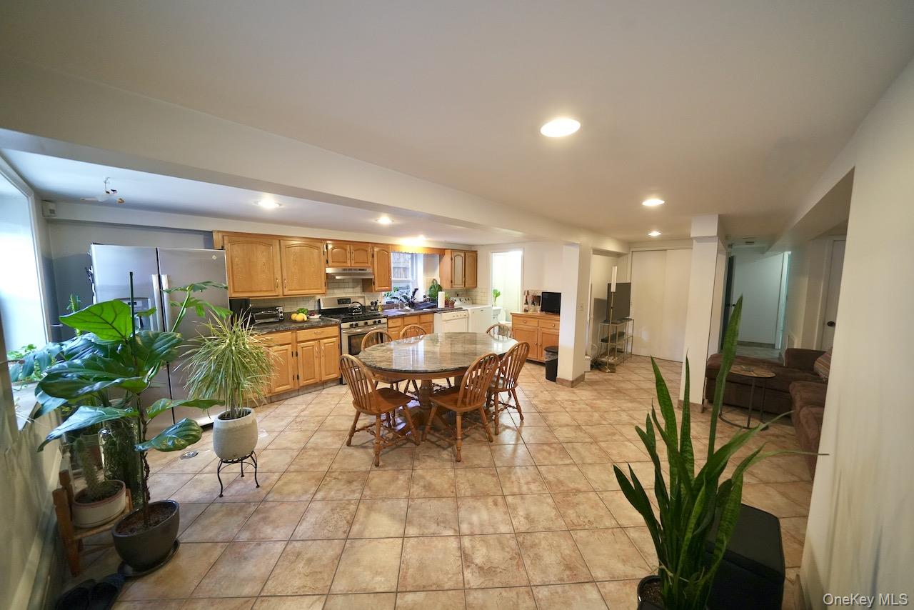 1963 Hone Avenue, Bronx, NY 10461