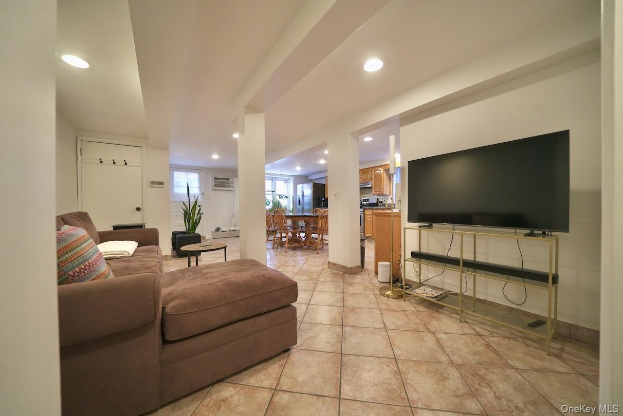 1963 Hone Avenue, Bronx, NY 10461