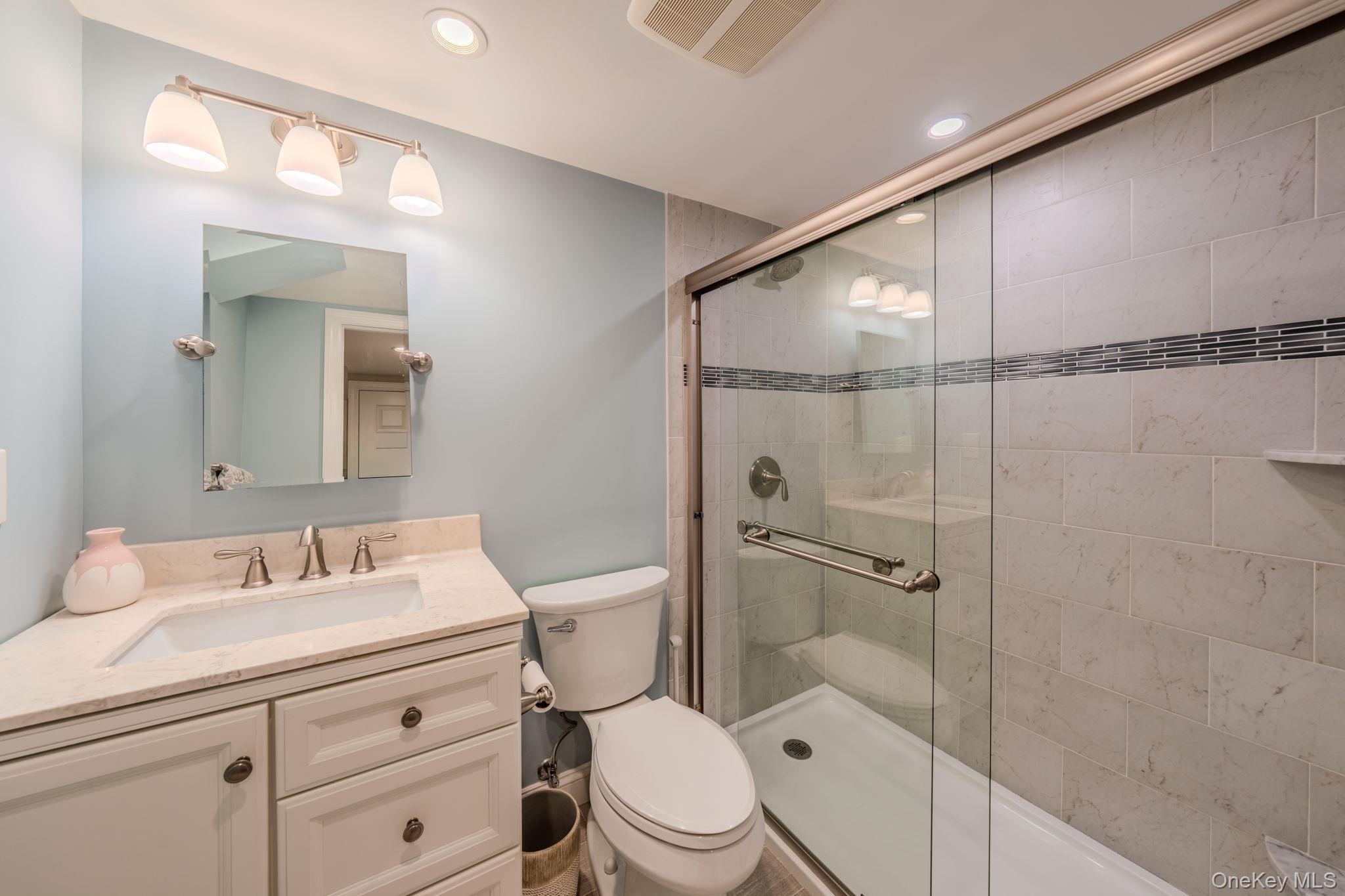 261 Fernwood Terrace, Garden City, NY 11530