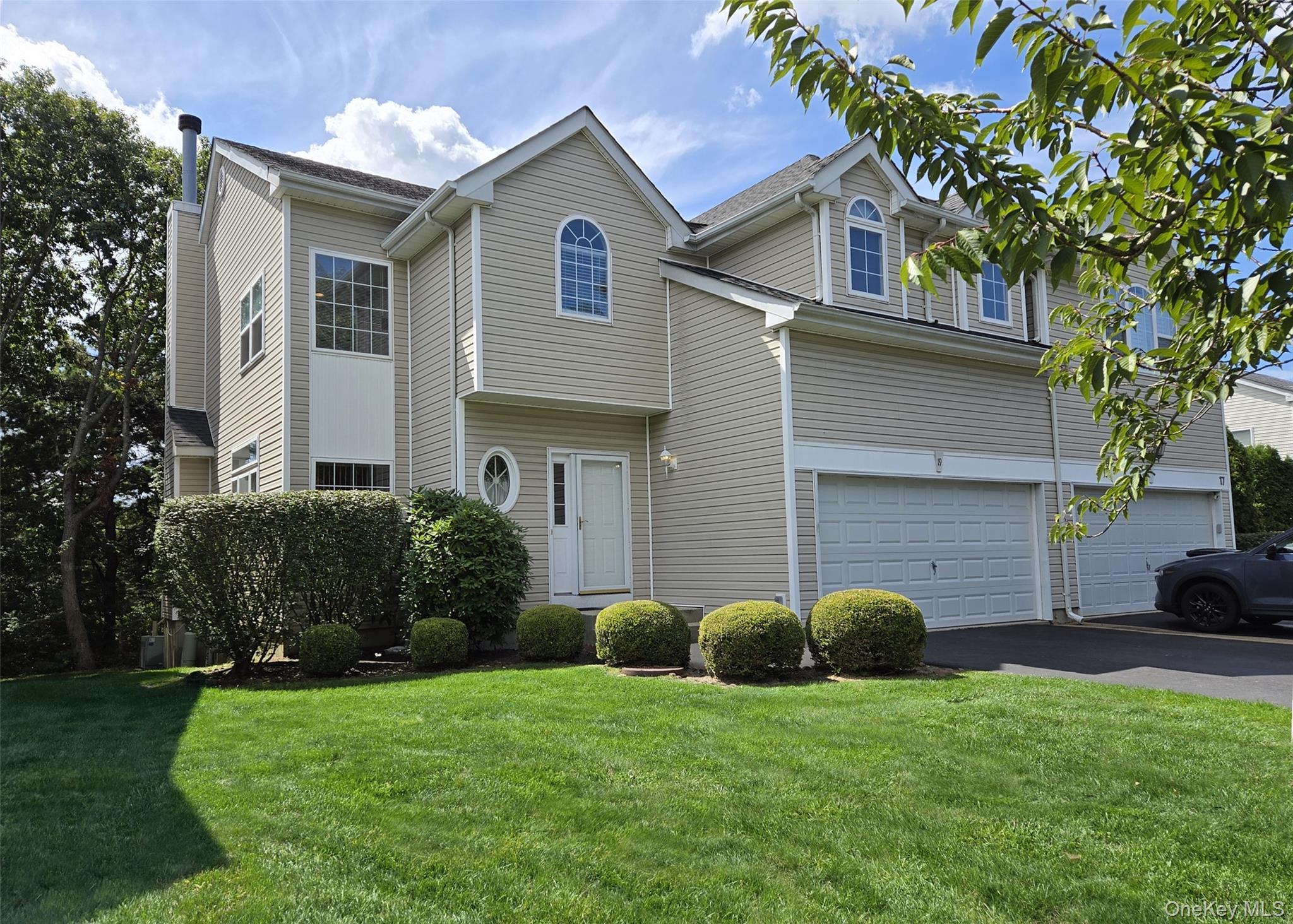 19 Sunflower Ridge Road, South Setauket, NY 11720