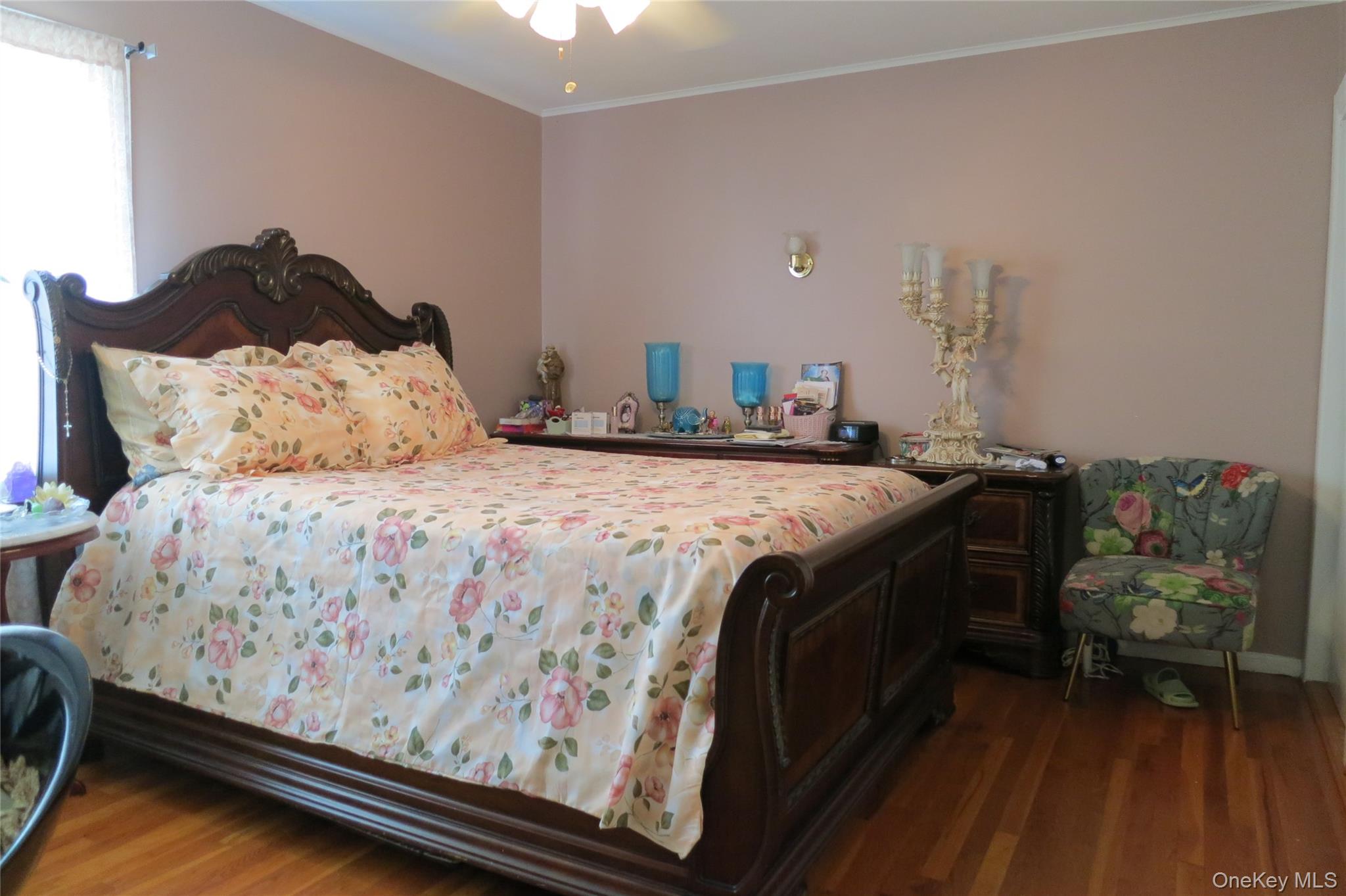 1550 Debra Place, Valley Stream, NY 11580