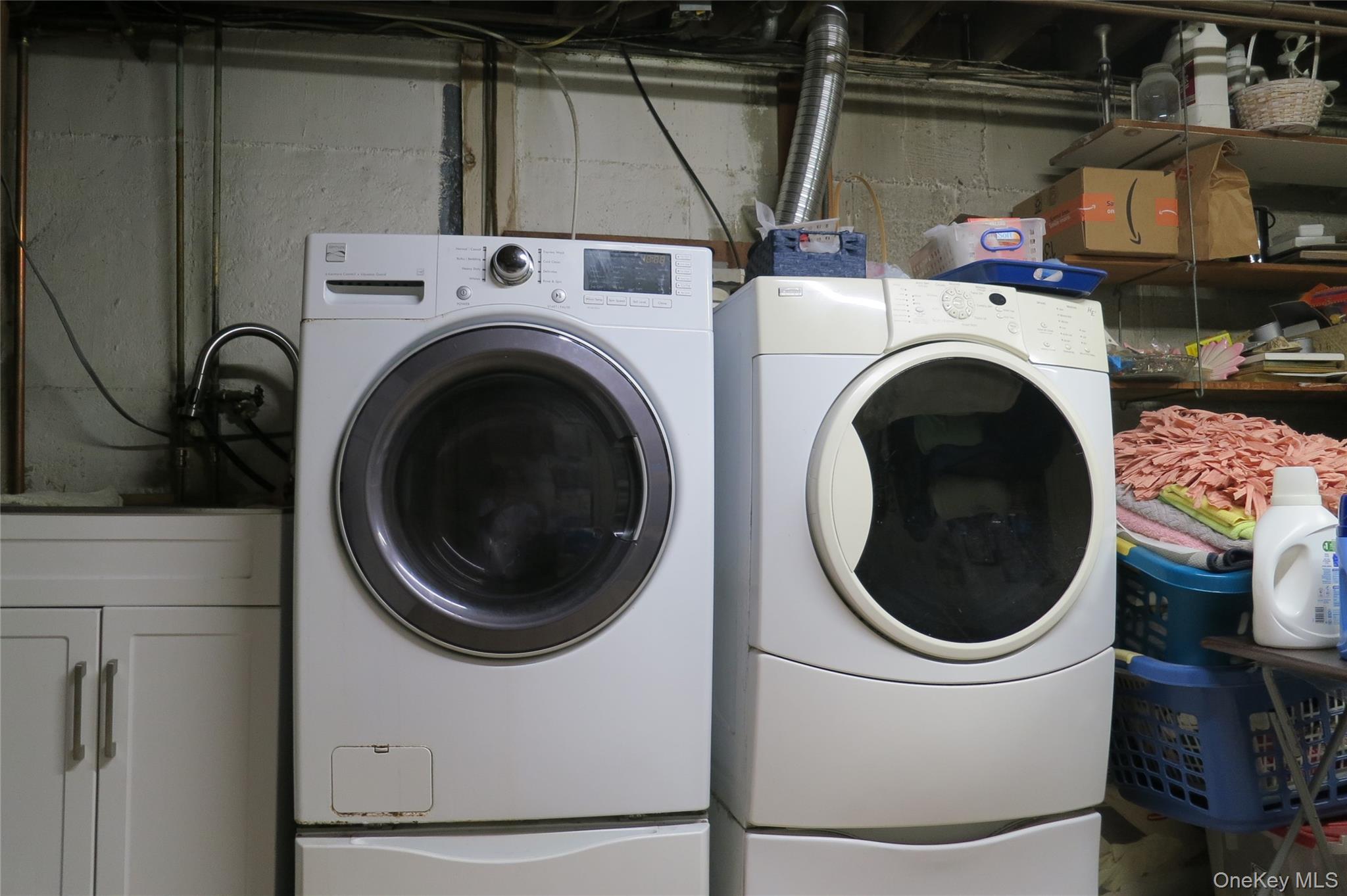 1550 Debra Place, Valley Stream, NY 11580