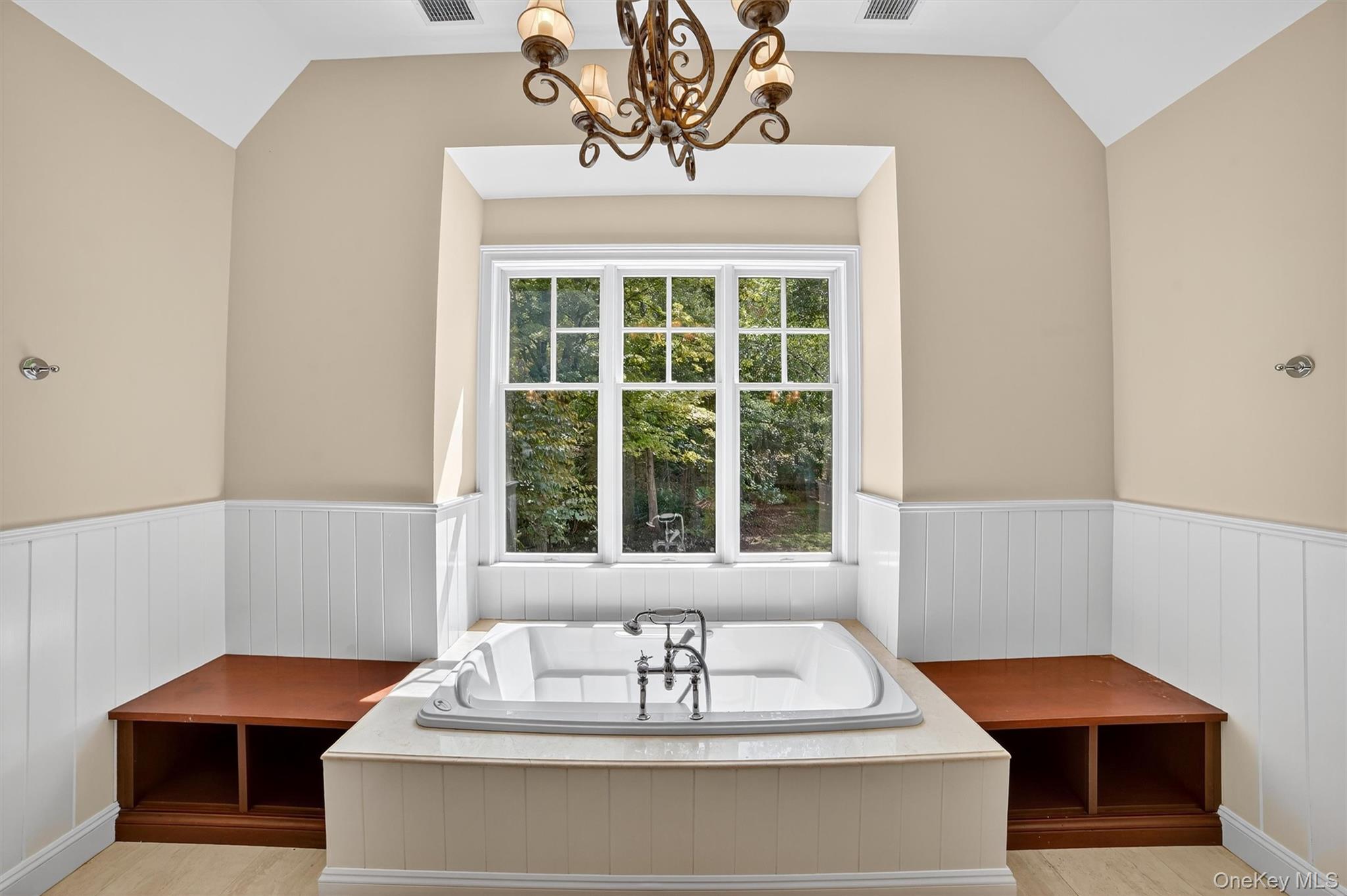 6 Todd Road, Katonah, NY 10536