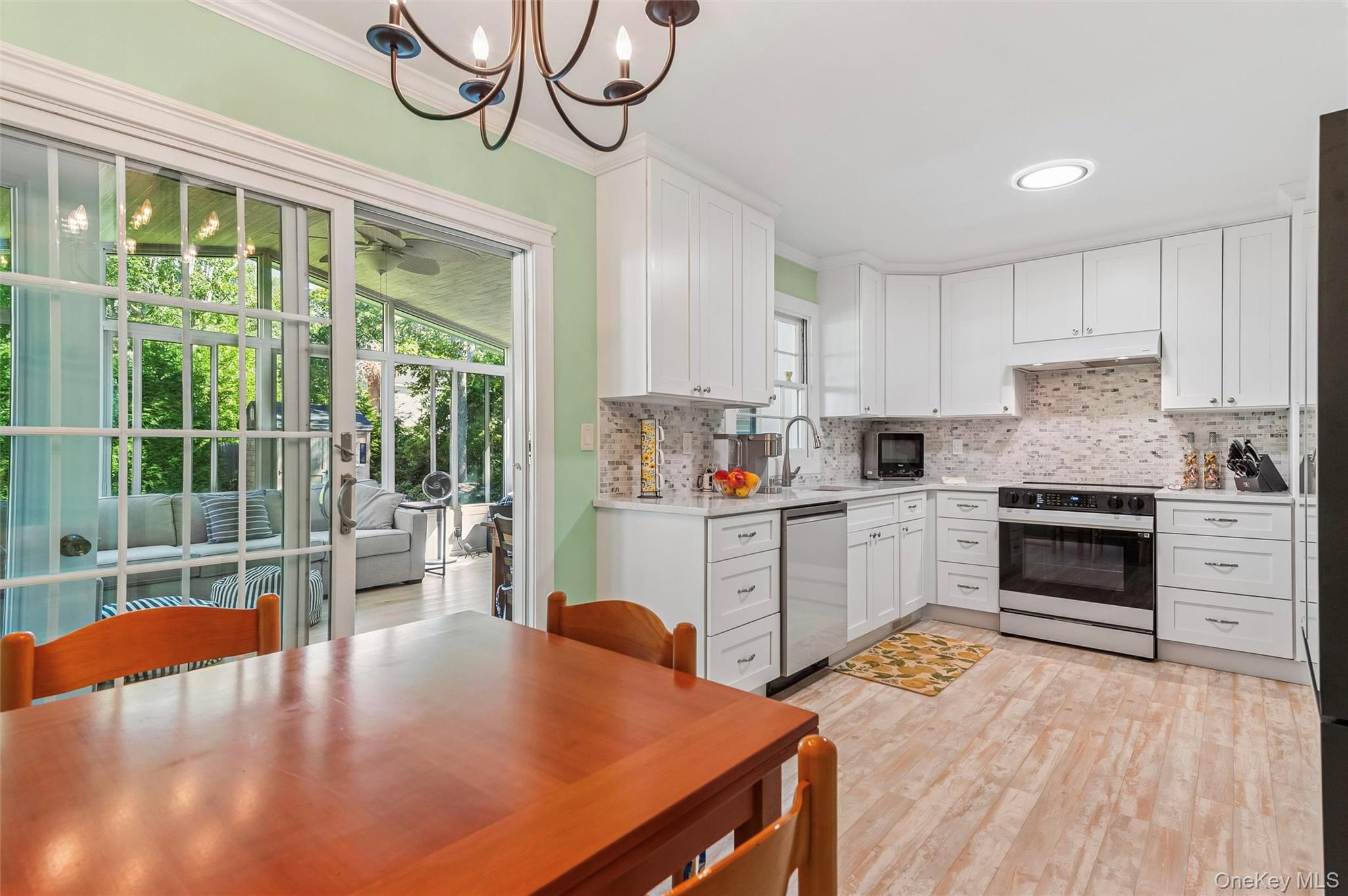 40 Donellan Road, Hampton Bays, NY 11946