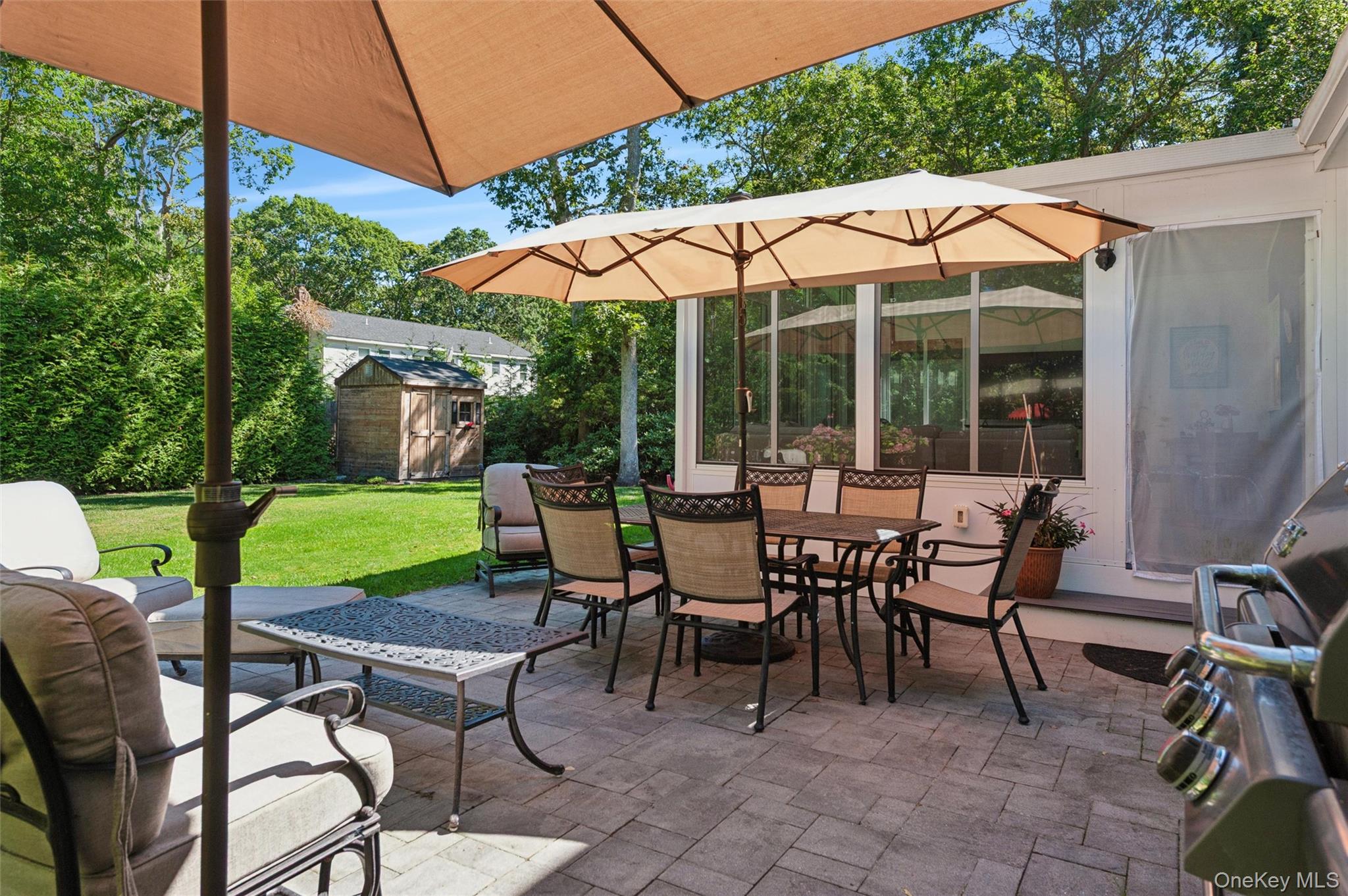 40 Donellan Road, Hampton Bays, NY 11946