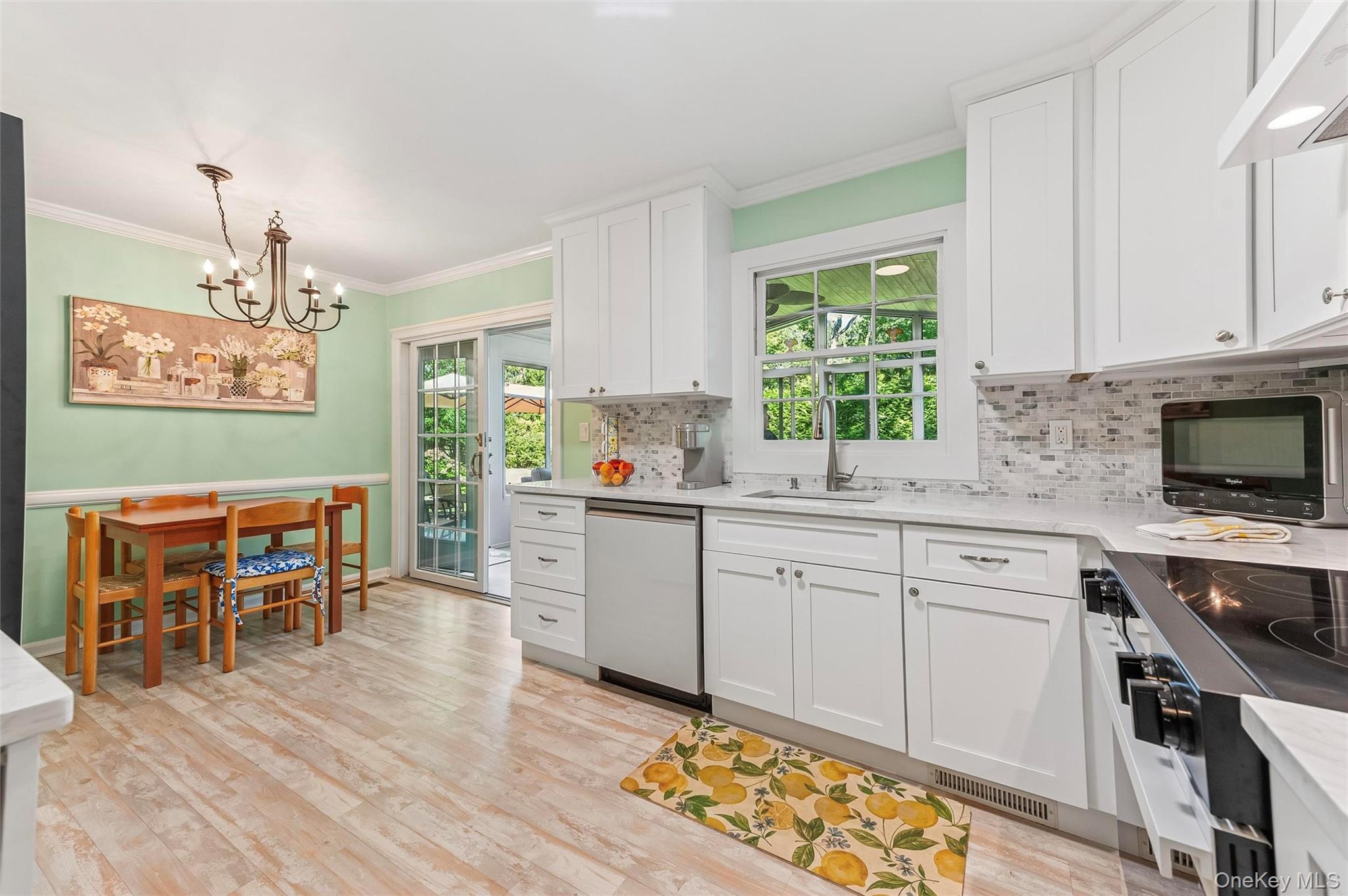 40 Donellan Road, Hampton Bays, NY 11946