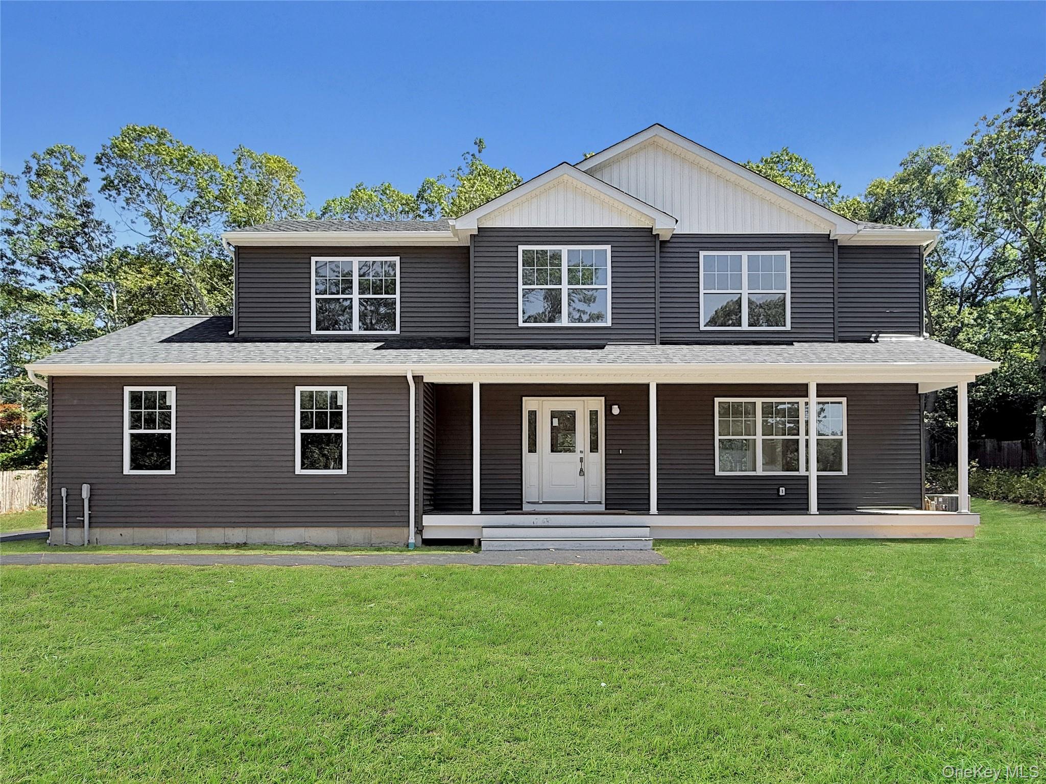 120 River Road, Shirley, NY 11967