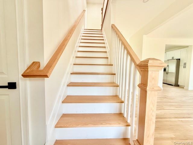 42 Chestnut Street, Coram, NY 11727