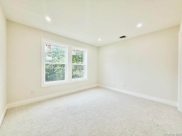 42 Chestnut Street, Coram, NY 11727