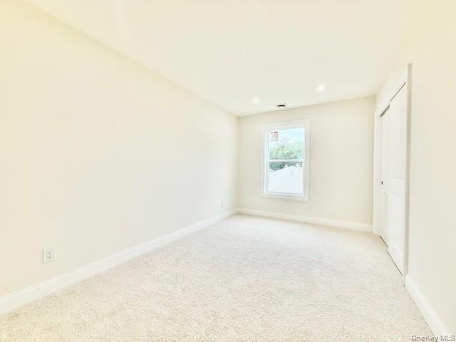 42 Chestnut Street, Coram, NY 11727