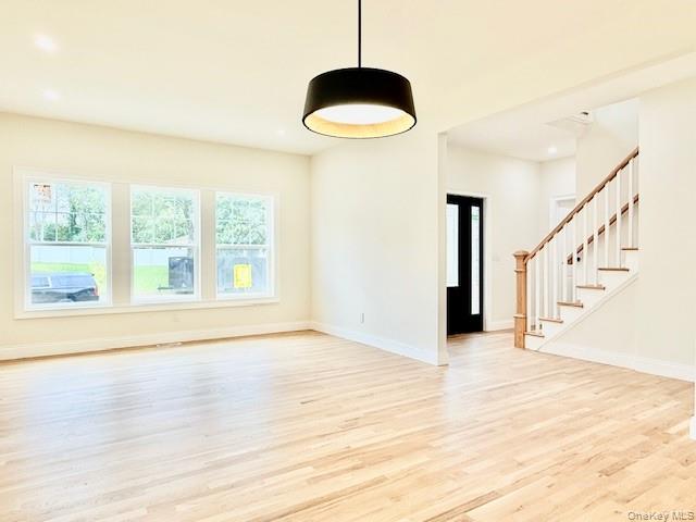 42 Chestnut Street, Coram, NY 11727