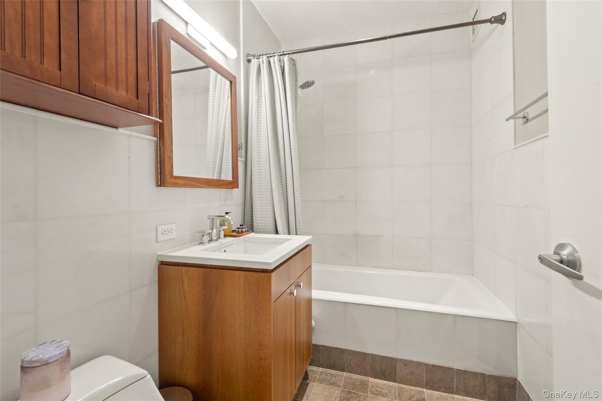 10 W End Avenue # 8D, New York (Manhattan), NY 10023